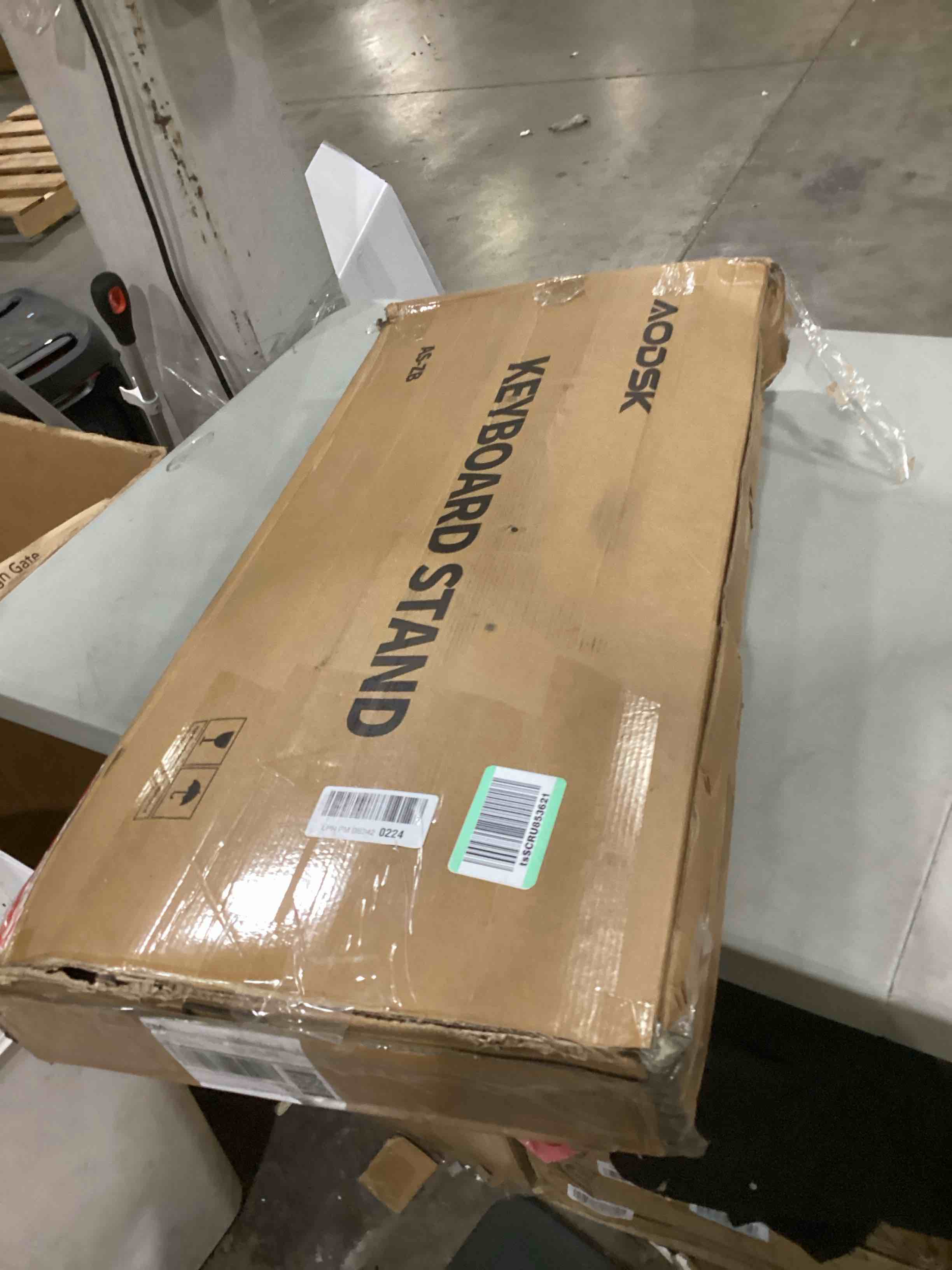 https://s3.amazonaws.com/lotting-images-prod/bidfta/GRN6738378_1730129069460.jpeg