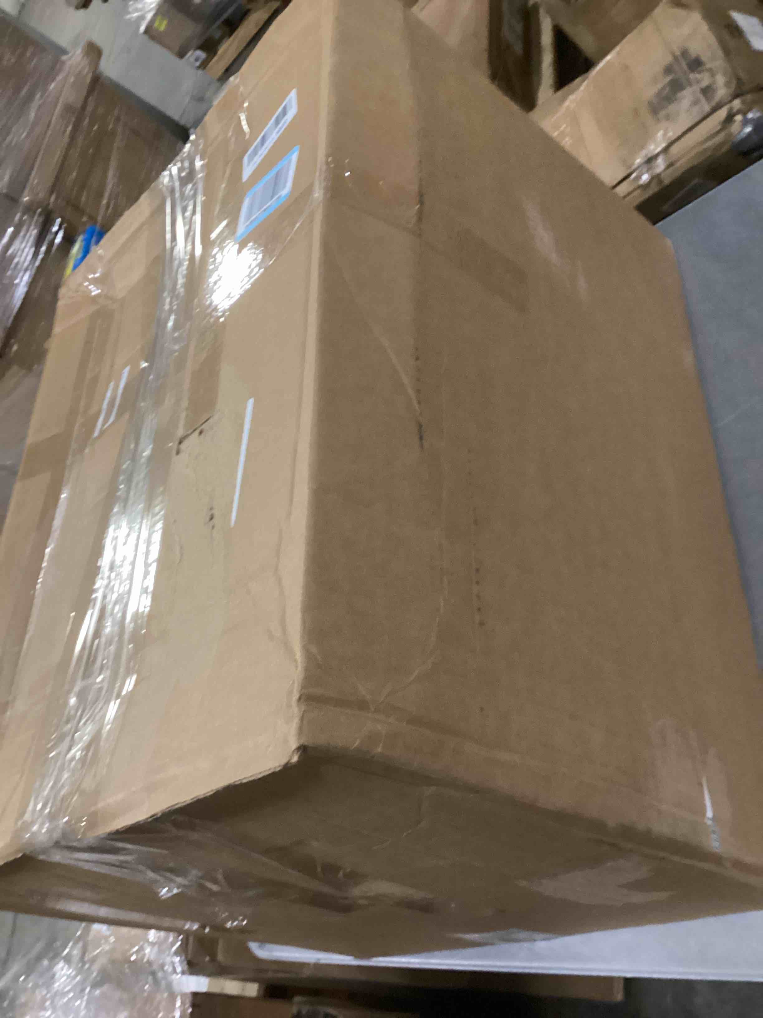 https://s3.amazonaws.com/lotting-images-prod/bidfta/GRN6739400_1730462387747.jpeg