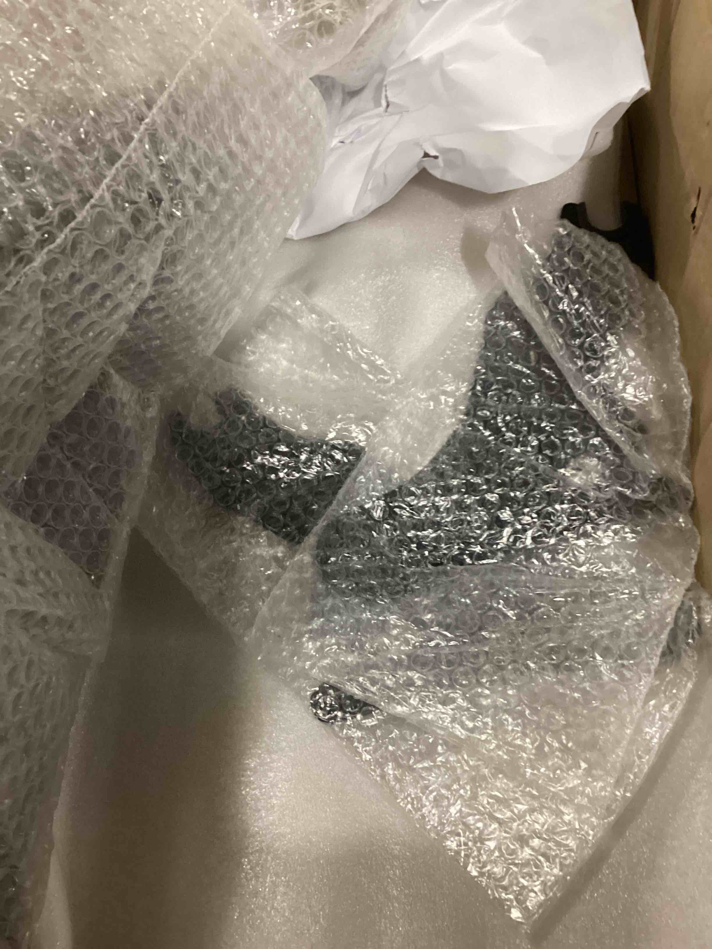 https://s3.amazonaws.com/lotting-images-prod/bidfta/GRN6739660_1730810858840.jpeg