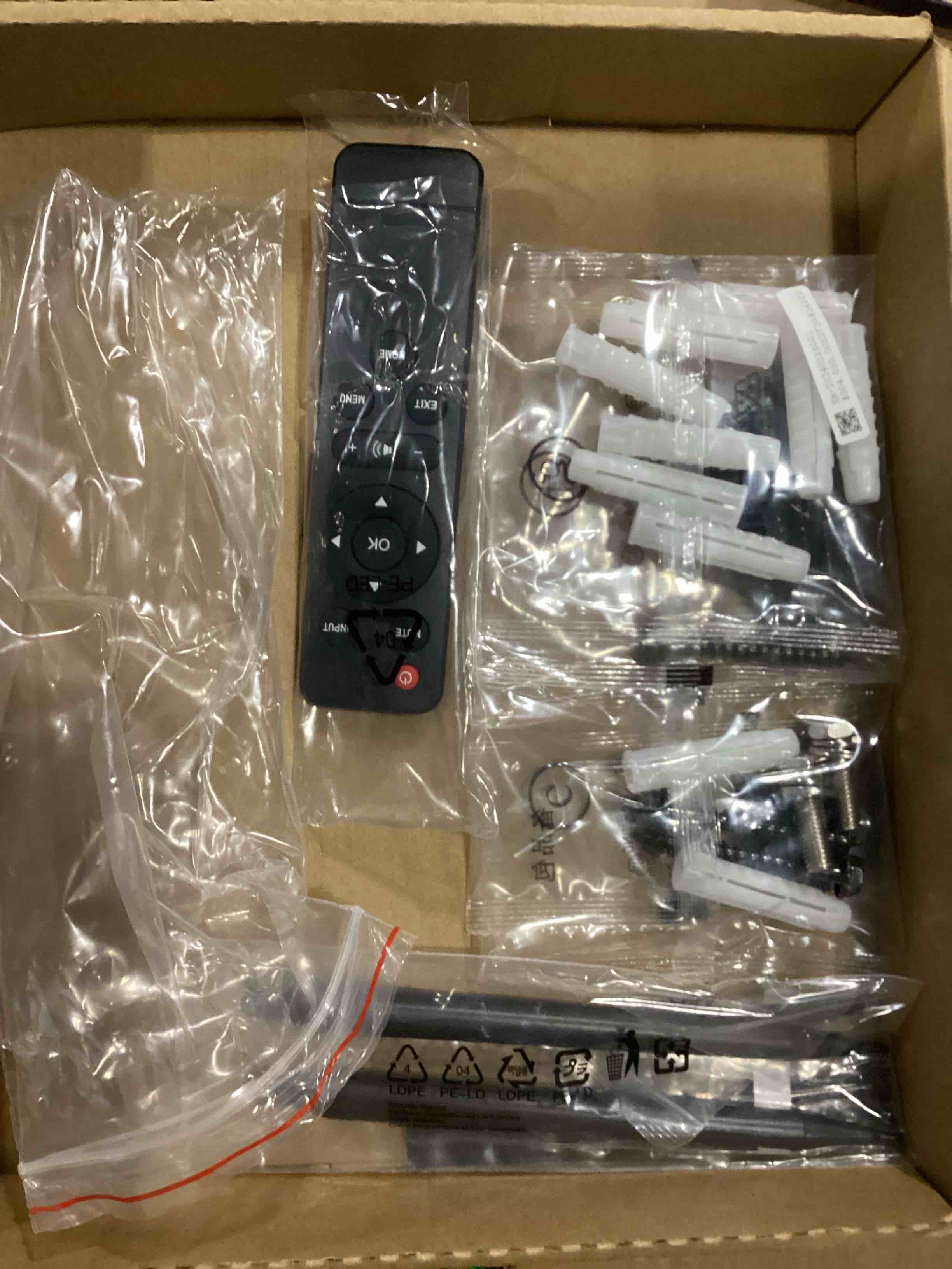 https://s3.amazonaws.com/lotting-images-prod/bidfta/GRN6739902_1731004184768.jpeg