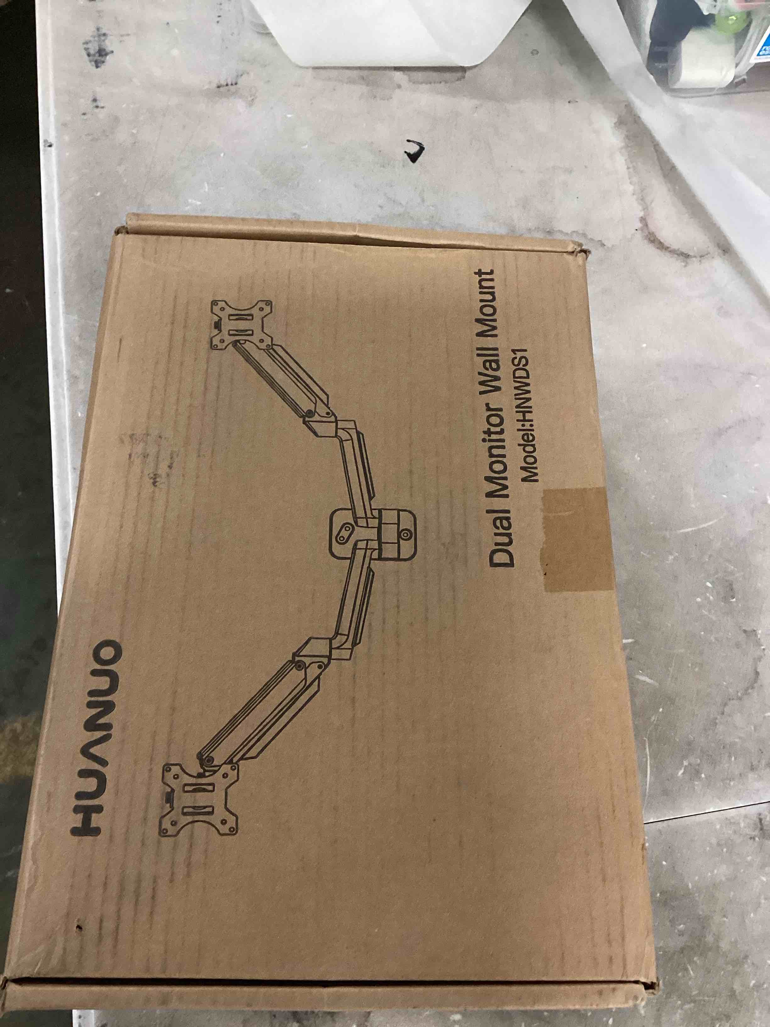 https://s3.amazonaws.com/lotting-images-prod/bidfta/GRN6743609_1721691298967.jpeg