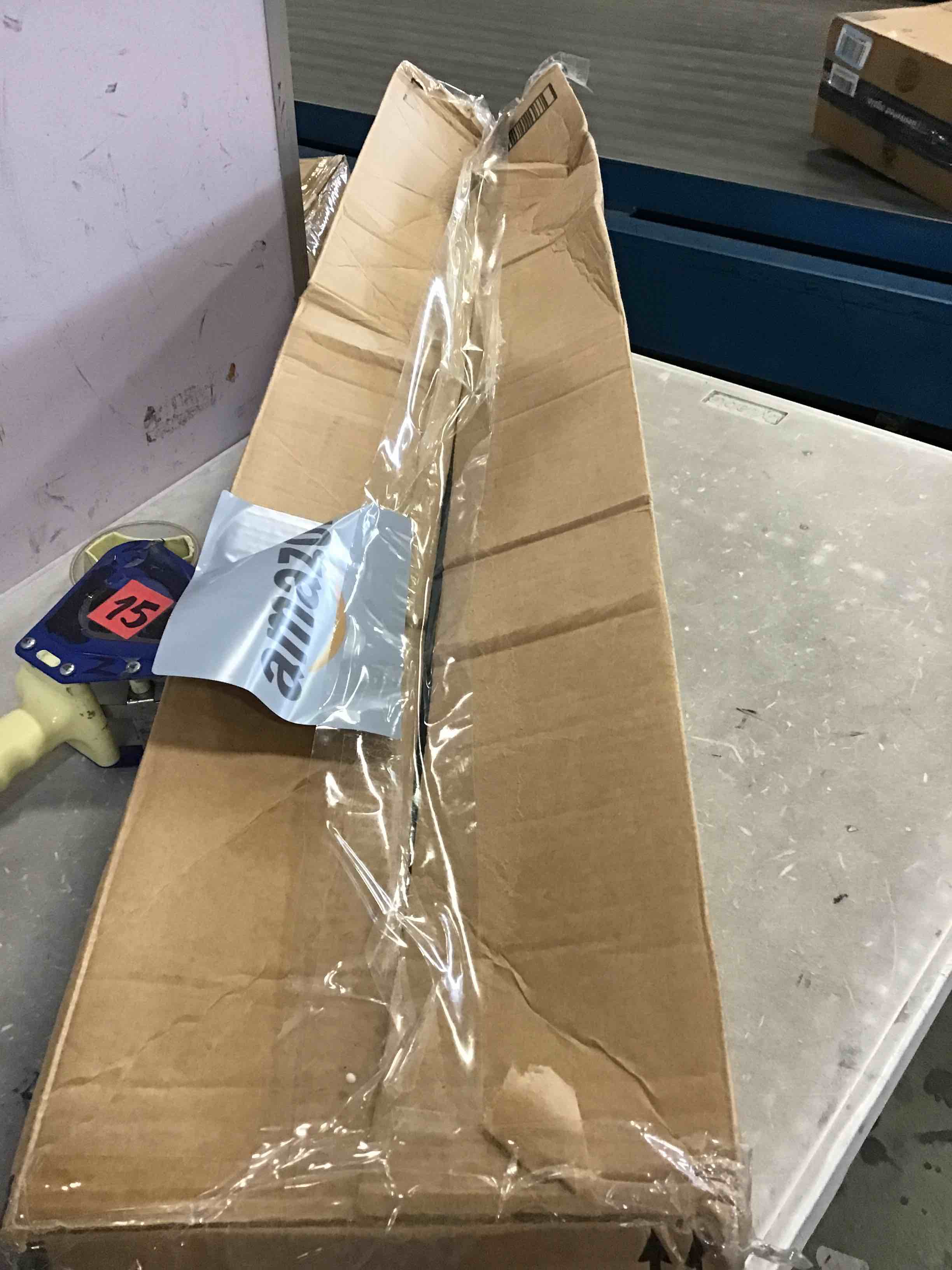 https://s3.amazonaws.com/lotting-images-prod/bidfta/GRN6744204_1722032982380.jpeg