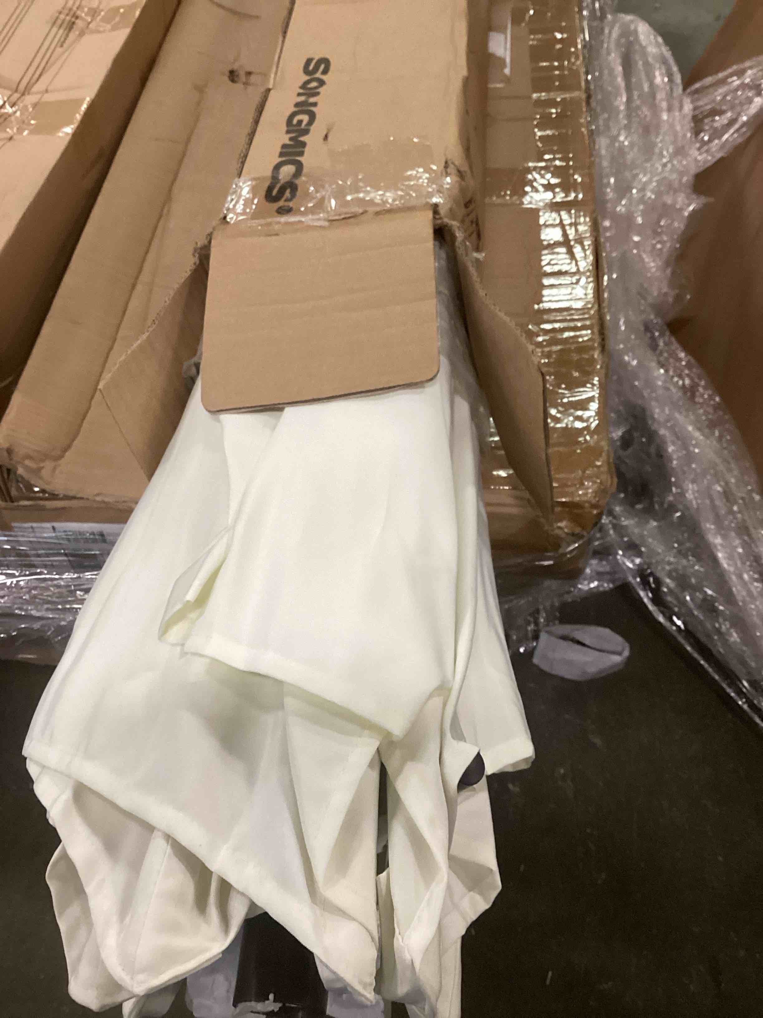 https://s3.amazonaws.com/lotting-images-prod/bidfta/GRN6746641_1722307125644.jpeg