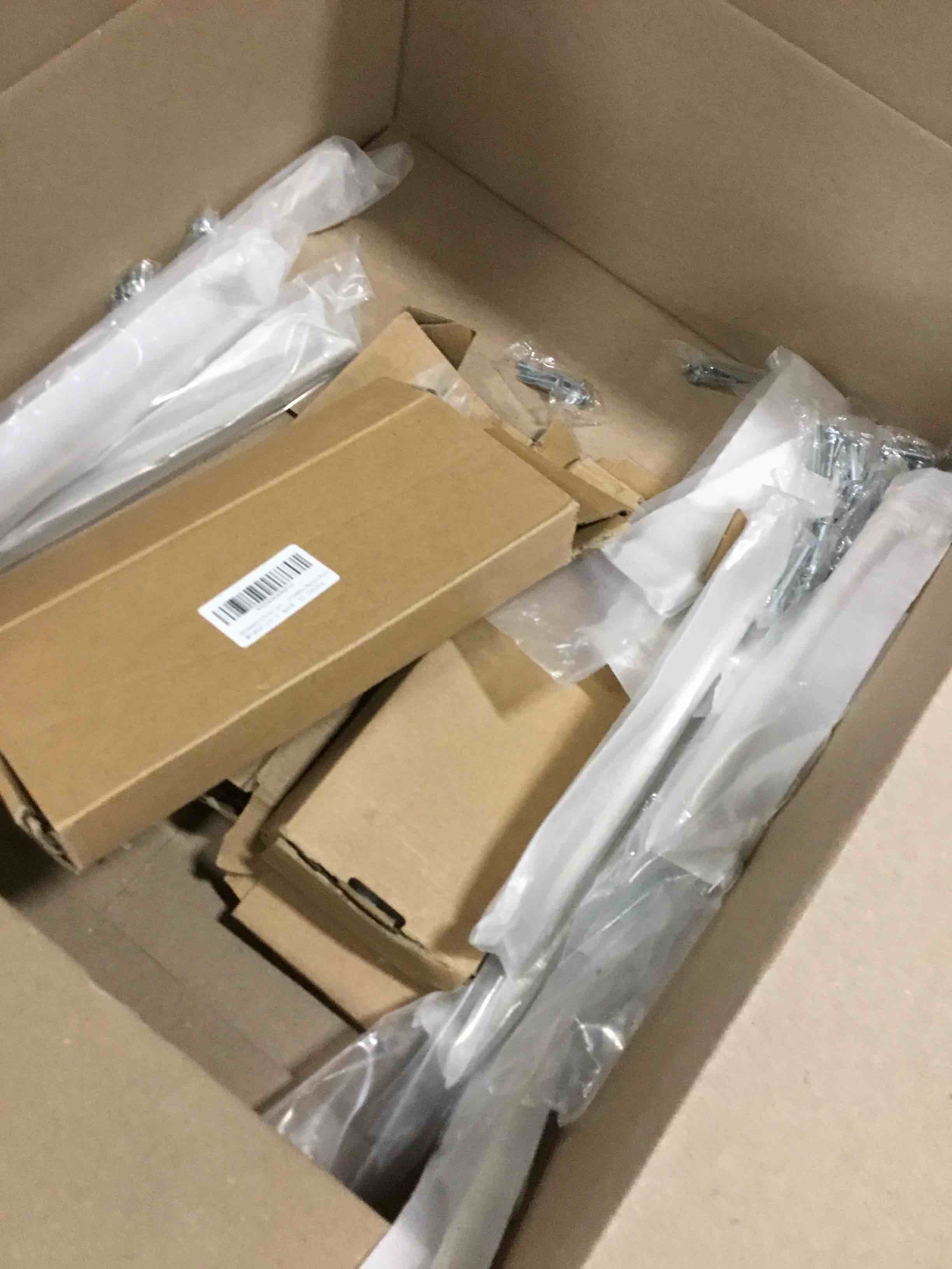 https://s3.amazonaws.com/lotting-images-prod/bidfta/GRN6747202_1722532979314.jpeg