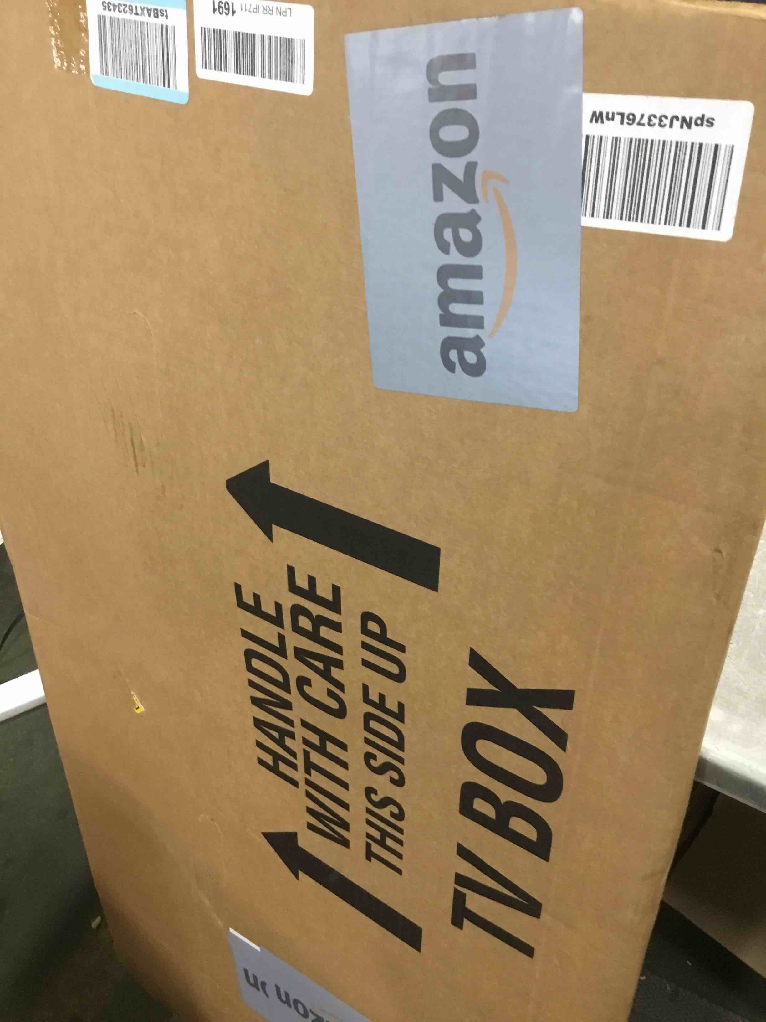 https://s3.amazonaws.com/lotting-images-prod/bidfta/GRN6747296_1722610029463.jpeg