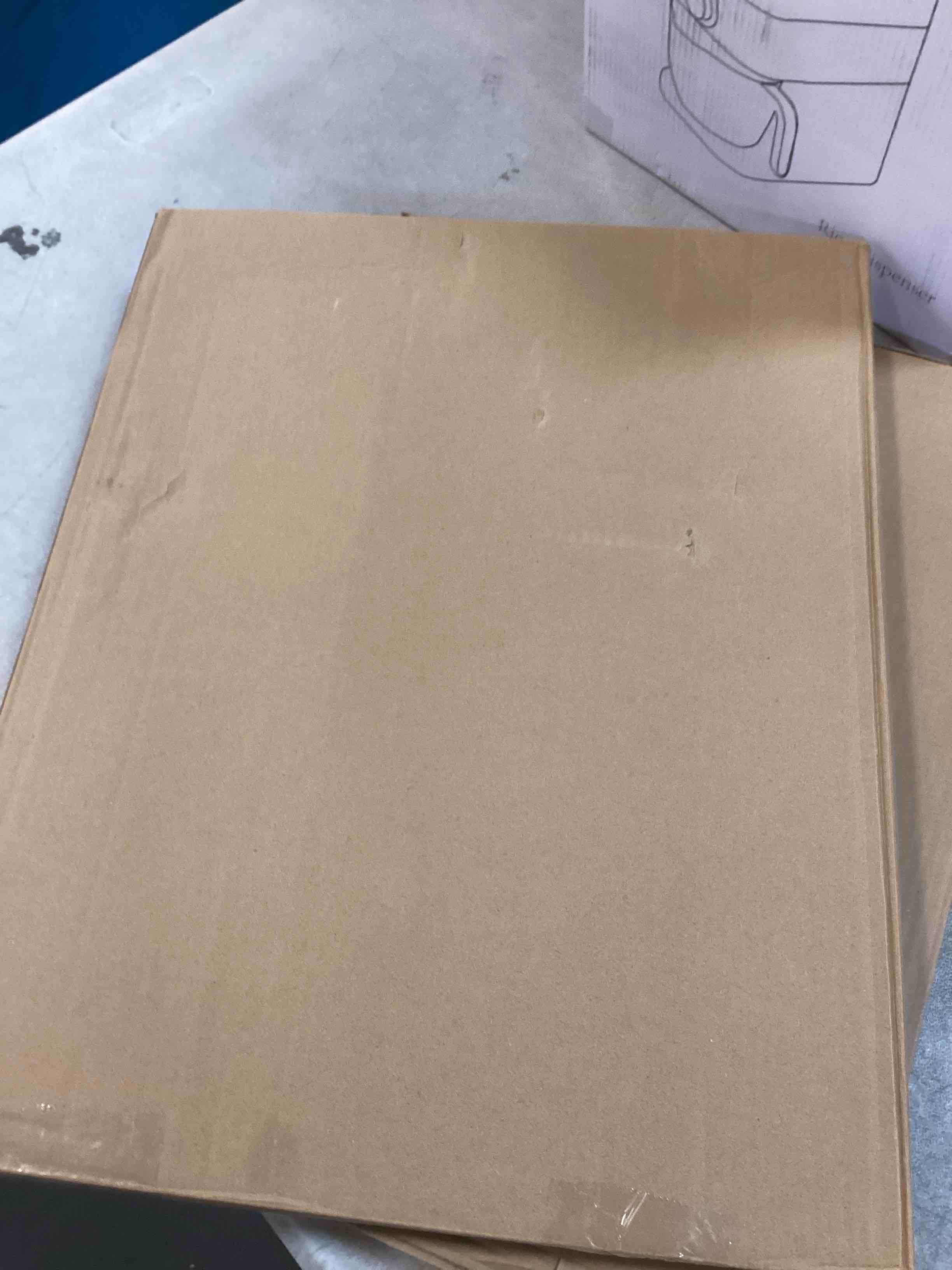https://s3.amazonaws.com/lotting-images-prod/bidfta/GRN6748702_1721933324530.jpeg