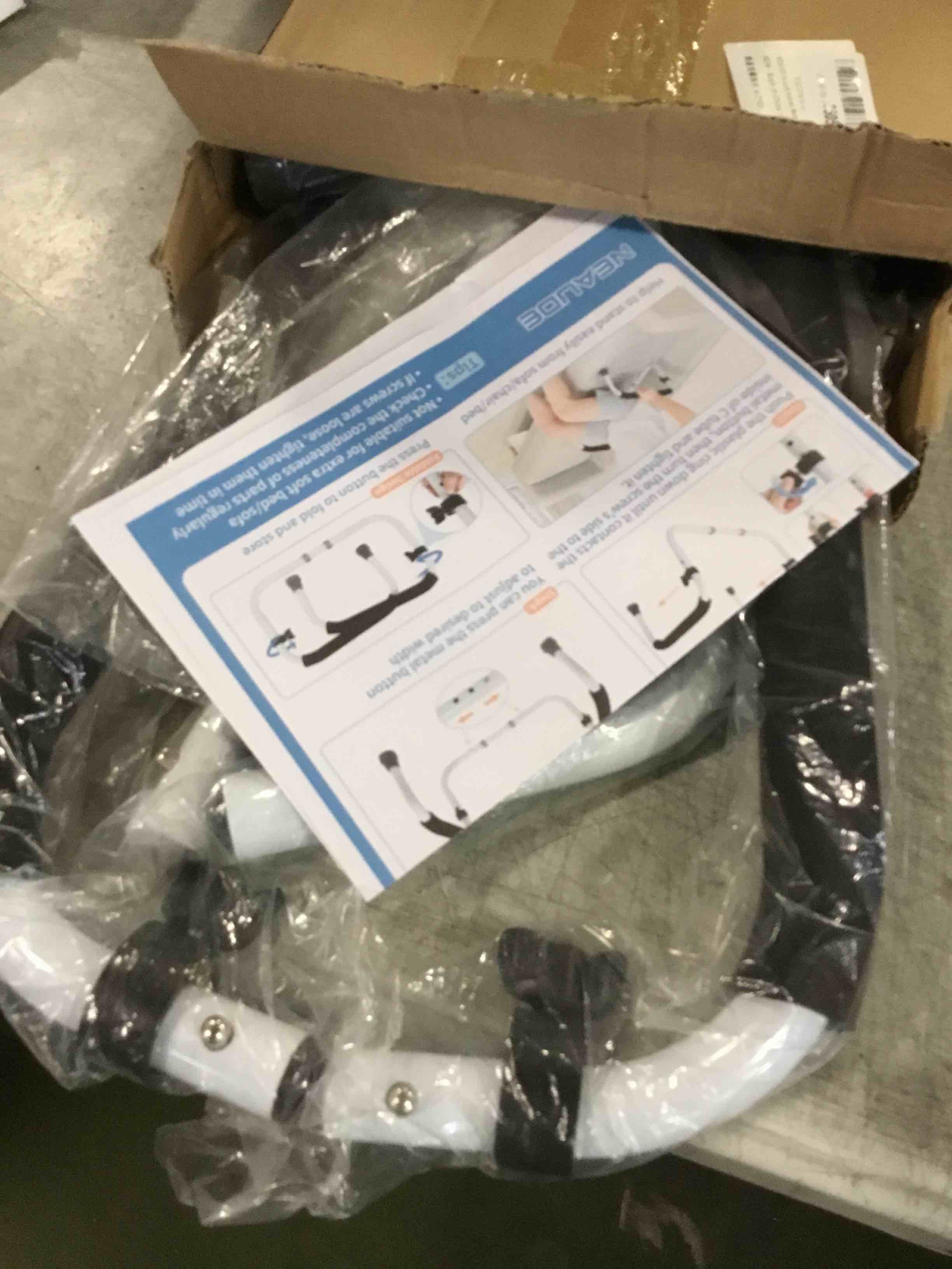 https://s3.amazonaws.com/lotting-images-prod/bidfta/GRN6749220_1720619702576.jpeg