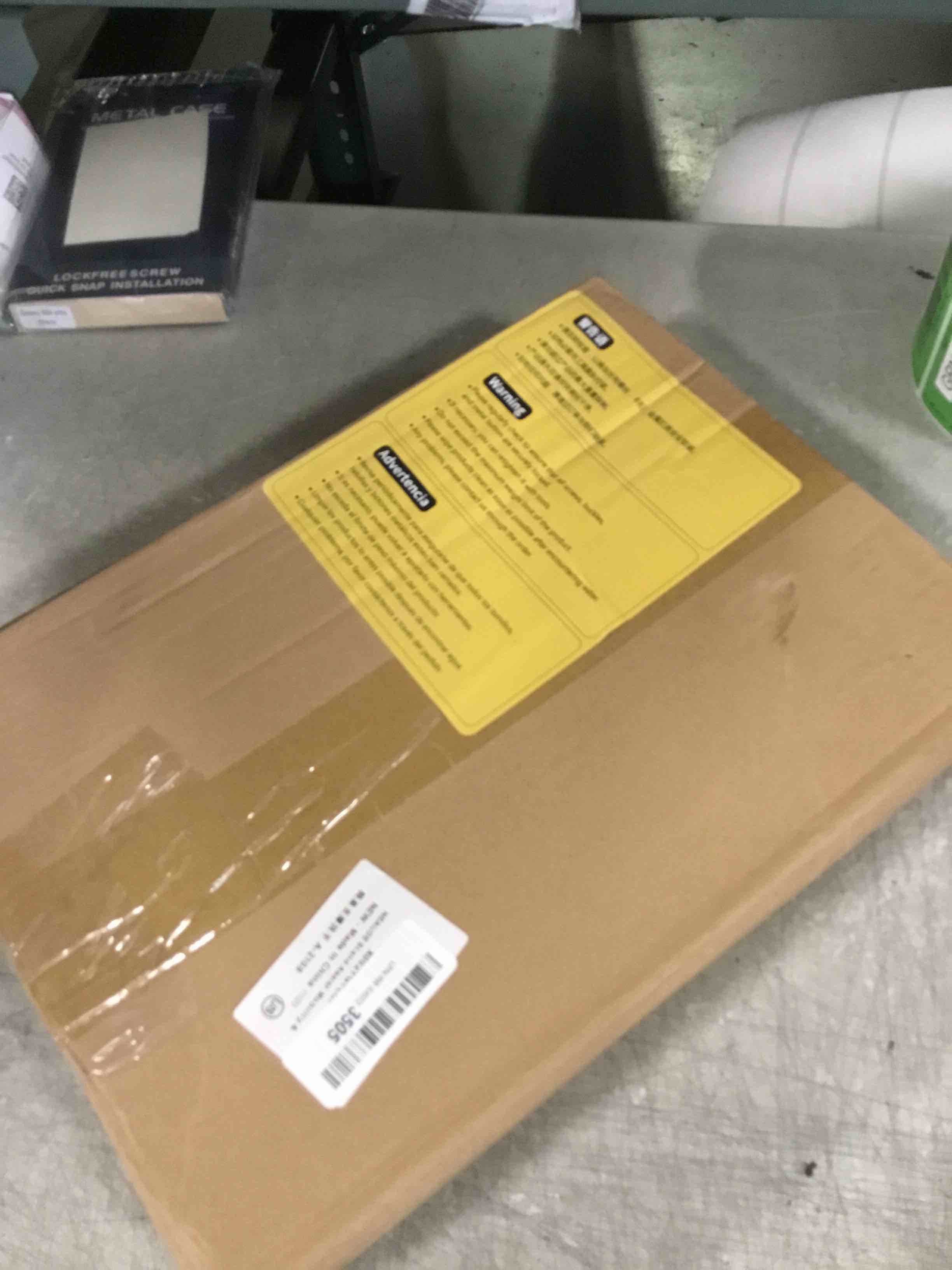 https://s3.amazonaws.com/lotting-images-prod/bidfta/GRN6749220_1720619717648.jpeg