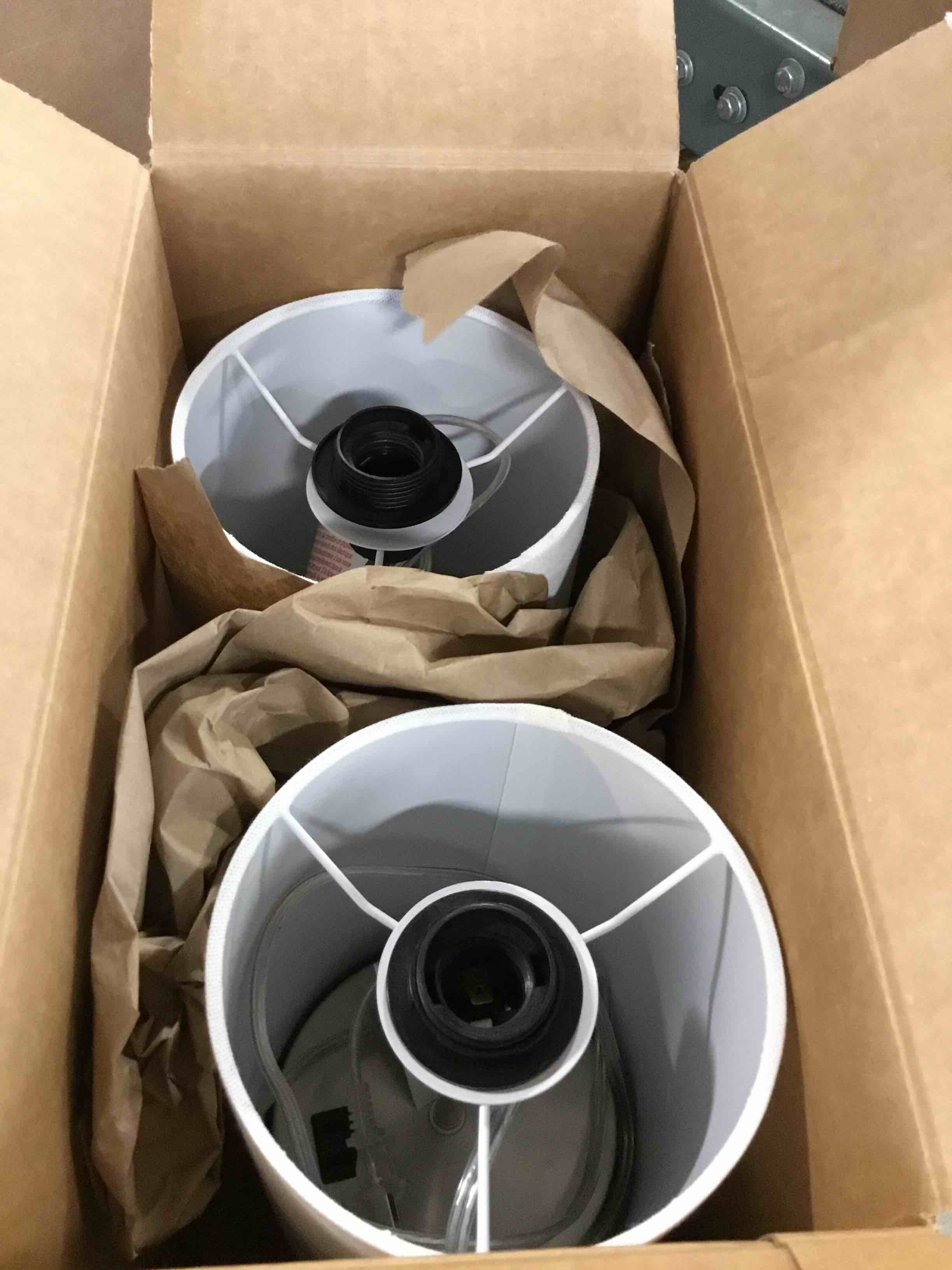 https://s3.amazonaws.com/lotting-images-prod/bidfta/GRN6749275_1720626029263.jpeg