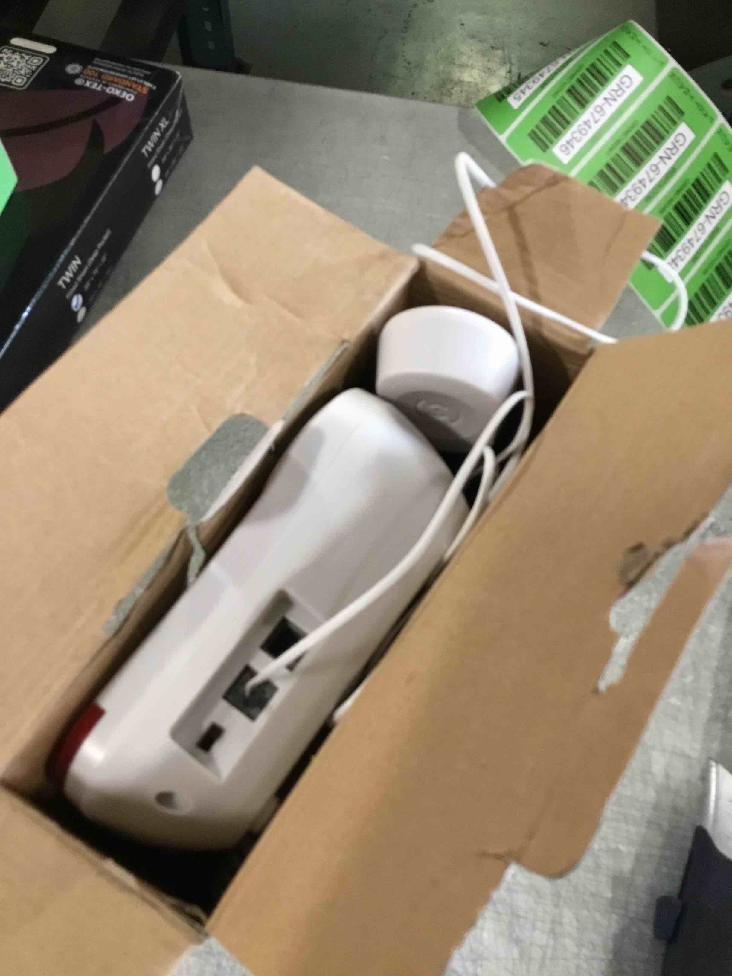 https://s3.amazonaws.com/lotting-images-prod/bidfta/GRN6749337_1720633564207.jpeg