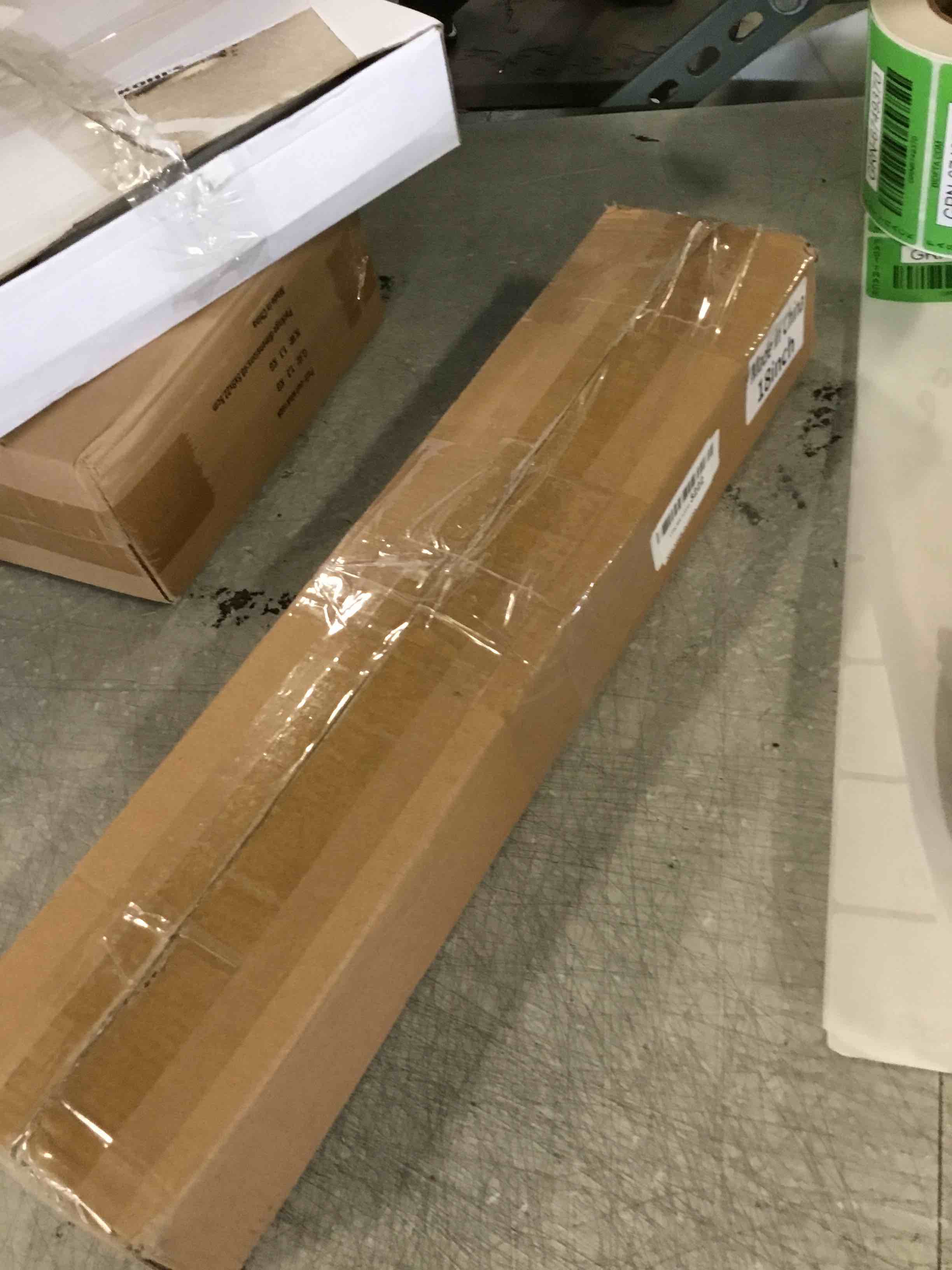 https://s3.amazonaws.com/lotting-images-prod/bidfta/GRN6749348_1720634304445.jpeg