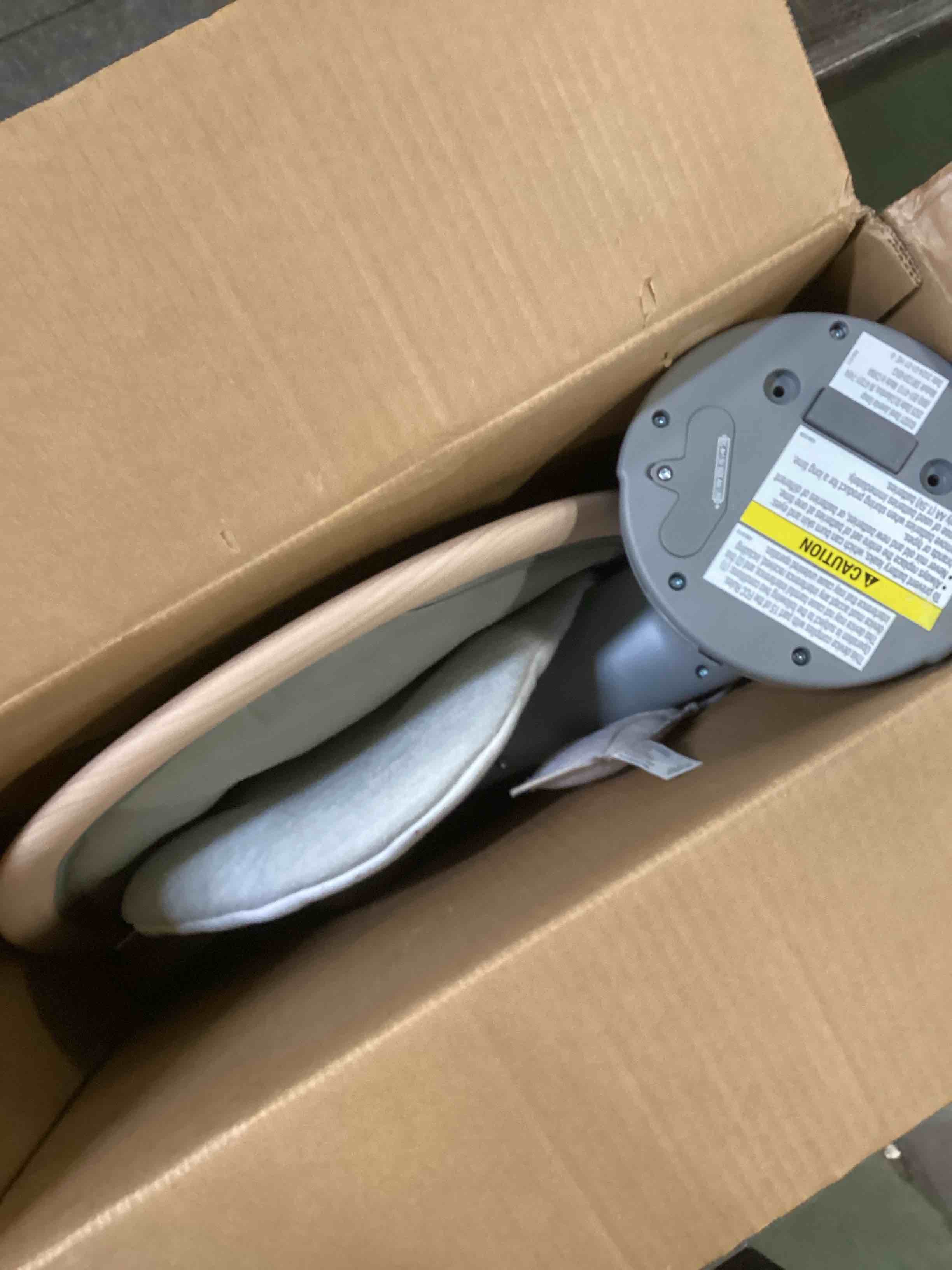 https://s3.amazonaws.com/lotting-images-prod/bidfta/GRN6750812_1721666151270.jpeg