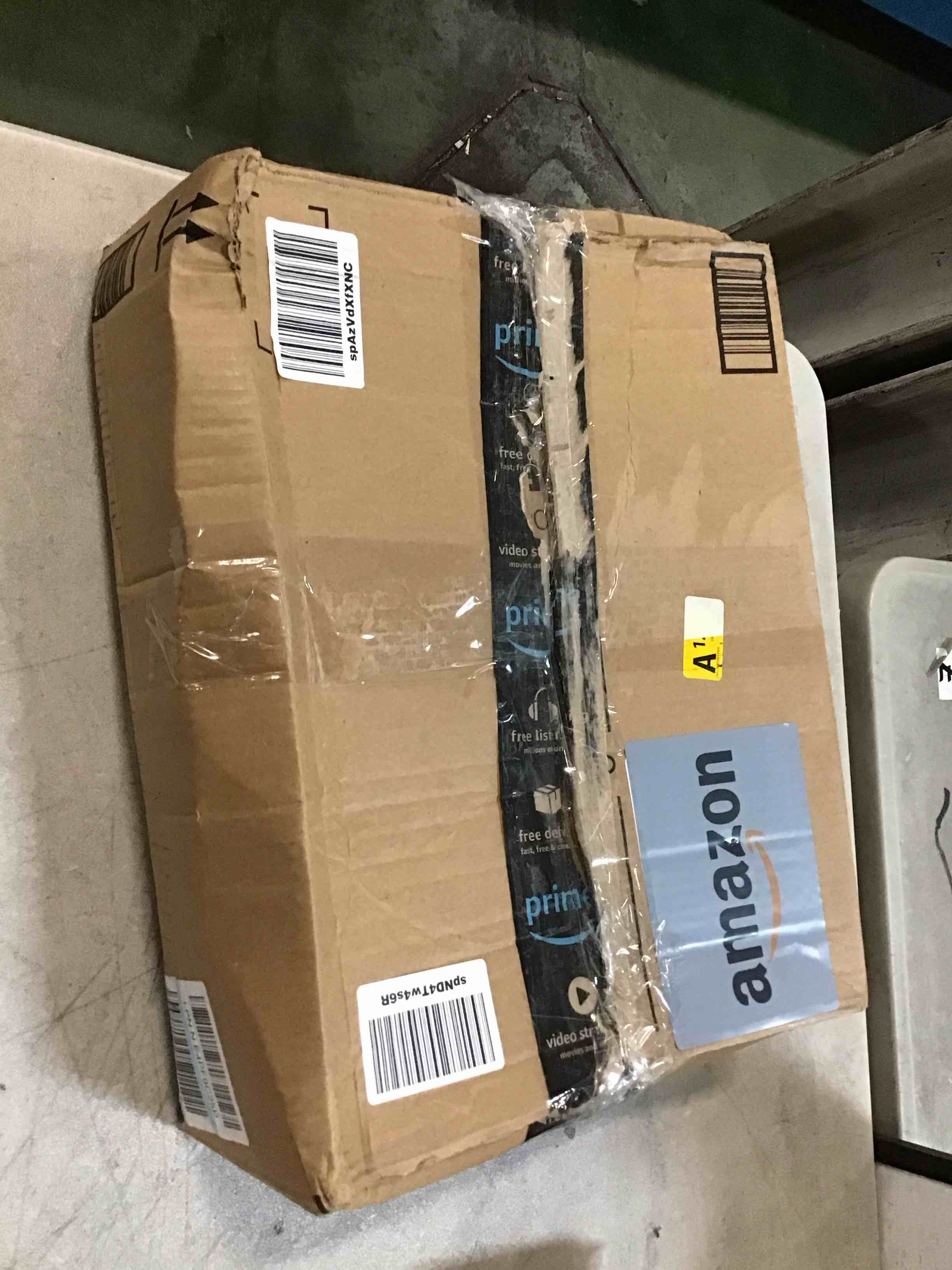 https://s3.amazonaws.com/lotting-images-prod/bidfta/GRN6751017_1721702411903.jpeg