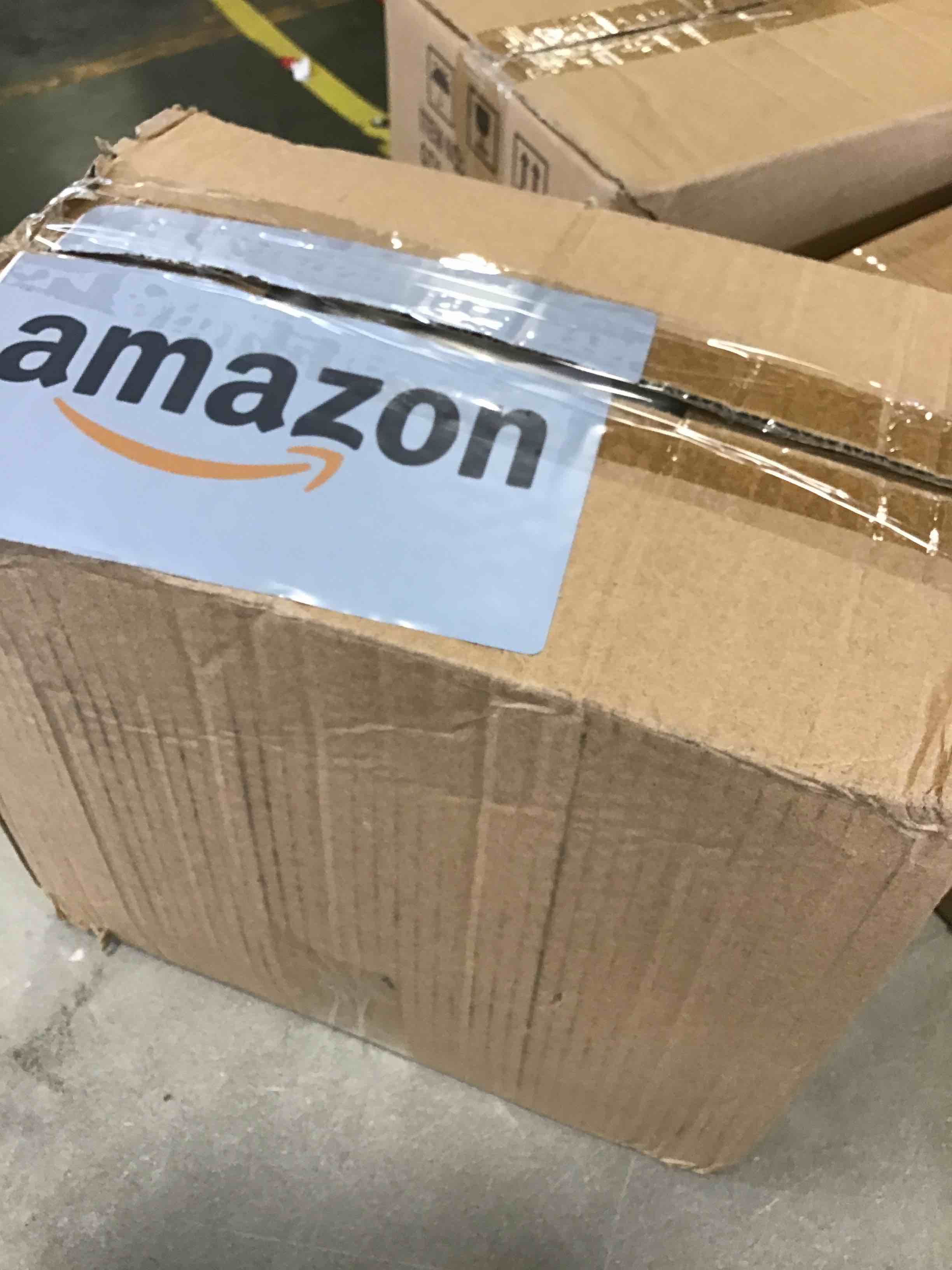 https://s3.amazonaws.com/lotting-images-prod/bidfta/GRN6752056_1722352003868.jpeg