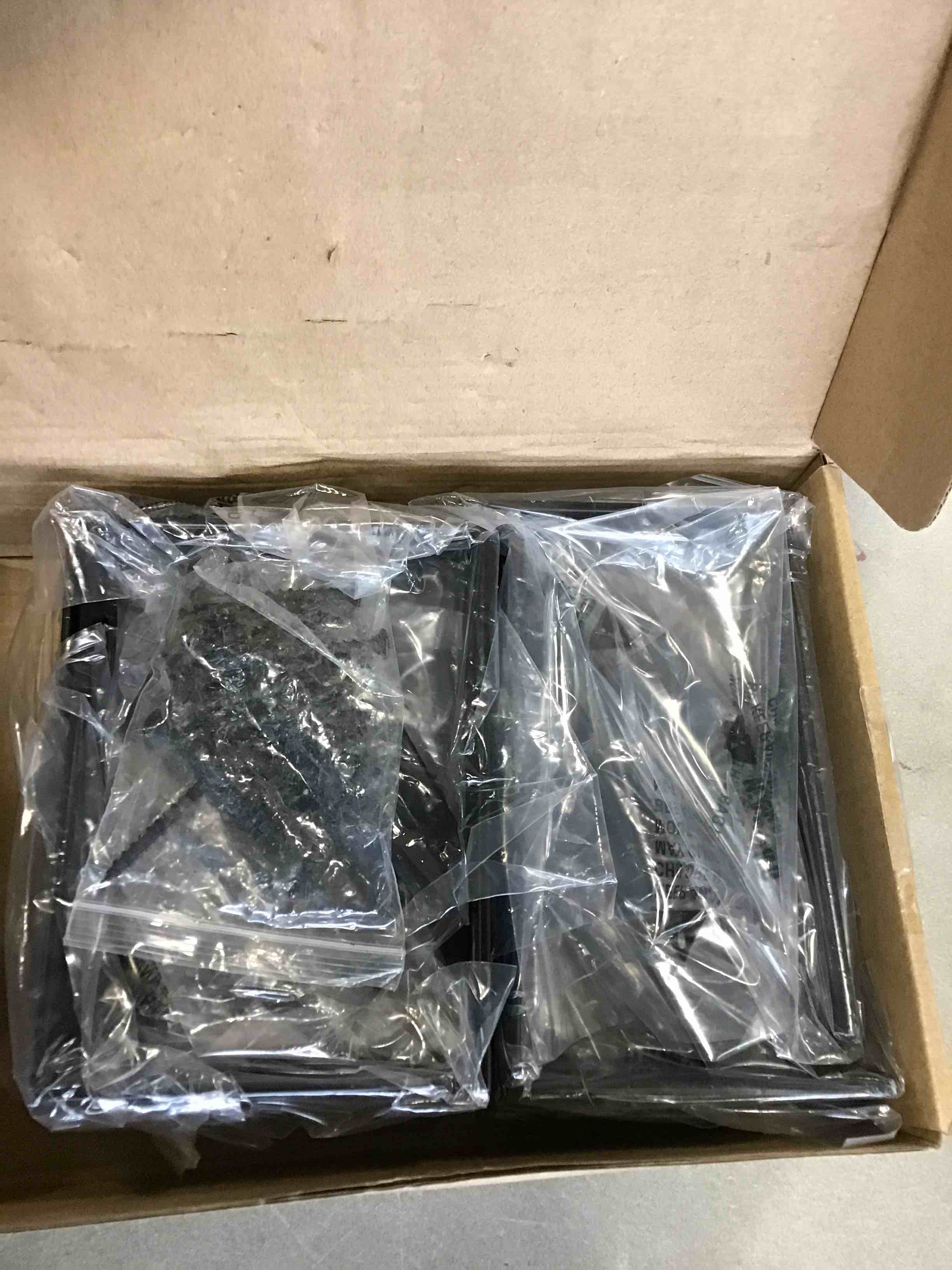 https://s3.amazonaws.com/lotting-images-prod/bidfta/GRN6752228_1722368155374.jpeg