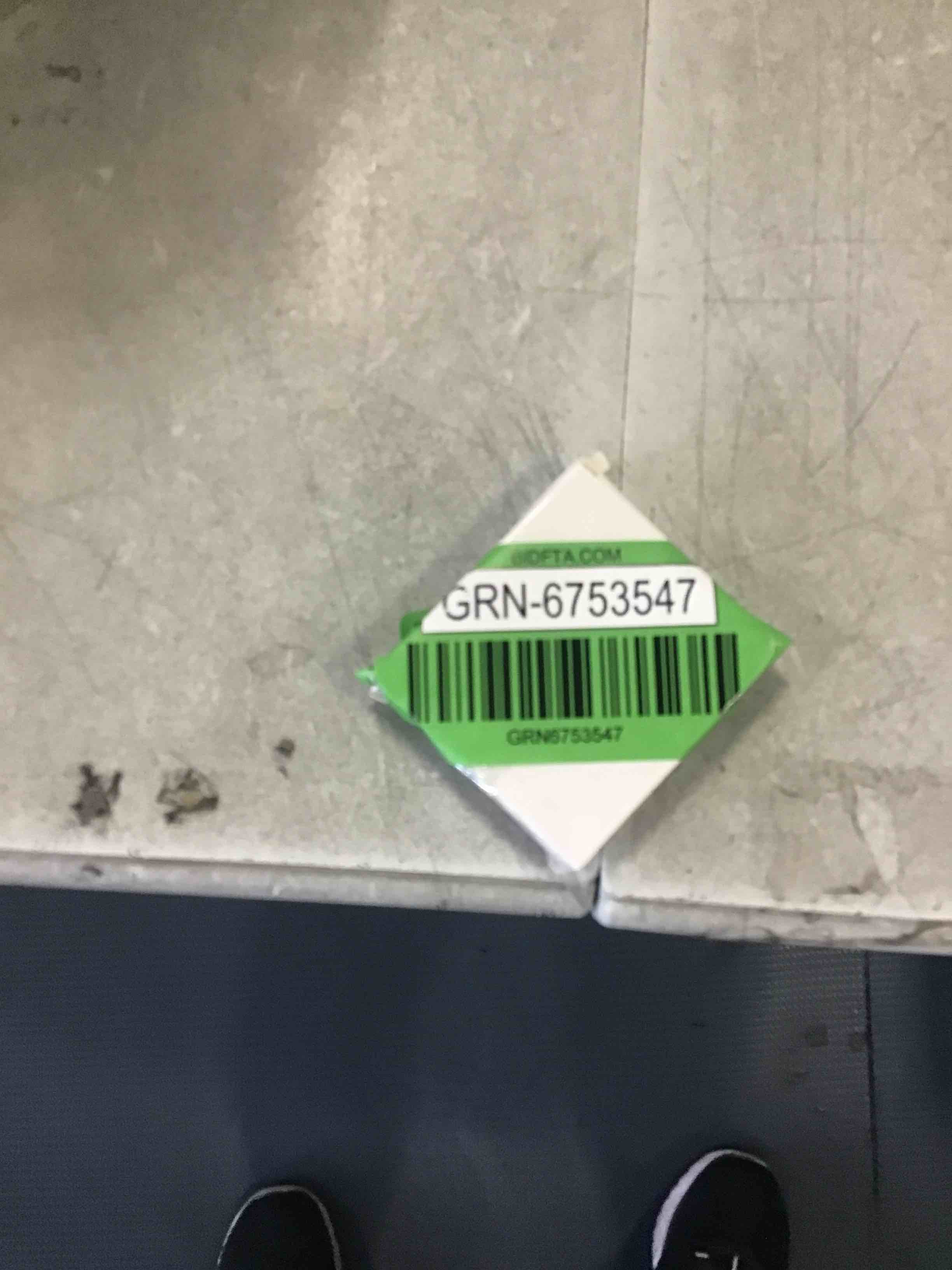 https://s3.amazonaws.com/lotting-images-prod/bidfta/GRN6753547_1722358893607.jpeg
