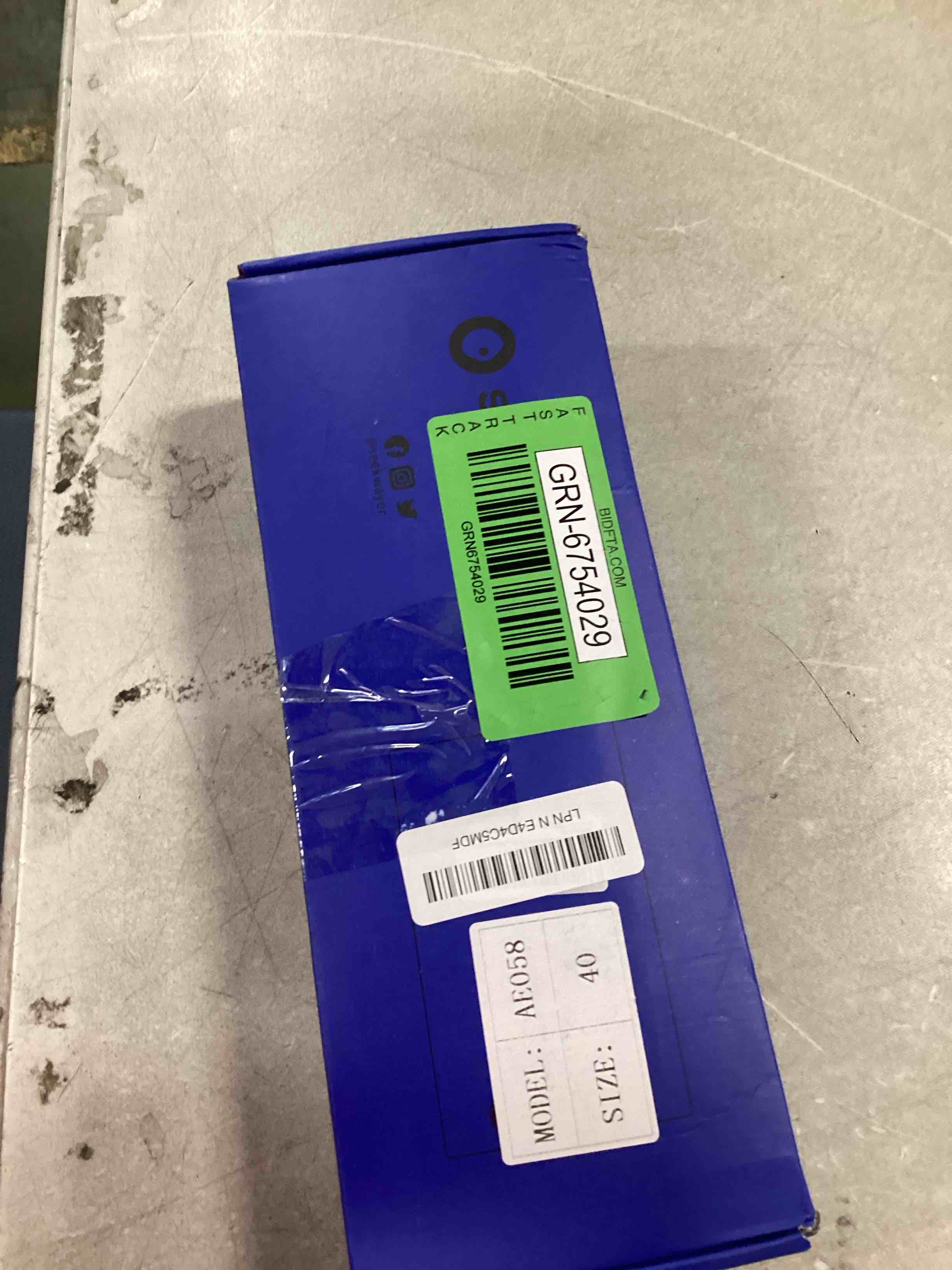 https://s3.amazonaws.com/lotting-images-prod/bidfta/GRN6754029_1722600902418.jpeg