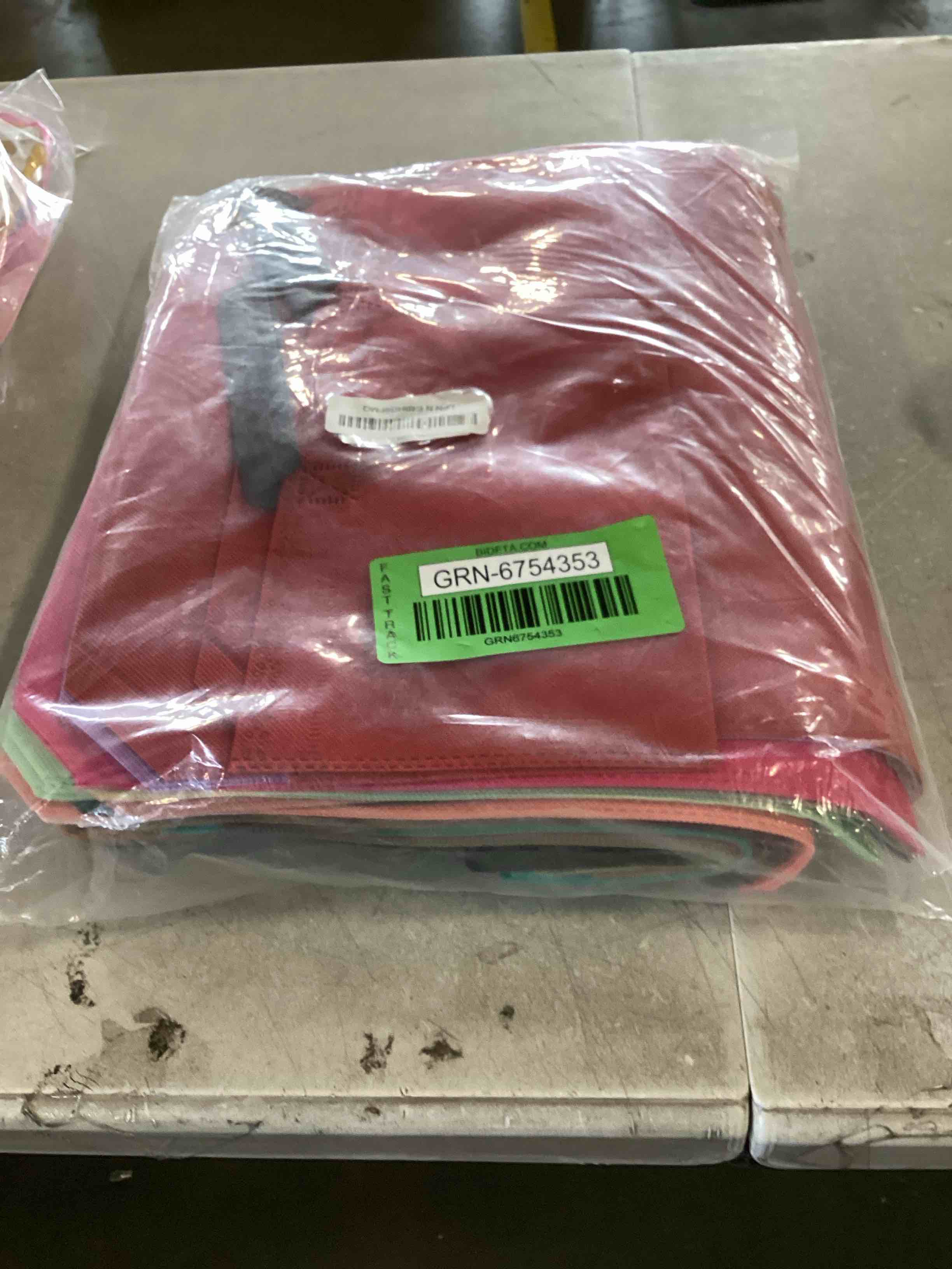 https://s3.amazonaws.com/lotting-images-prod/bidfta/GRN6754353_1722869812430.jpeg