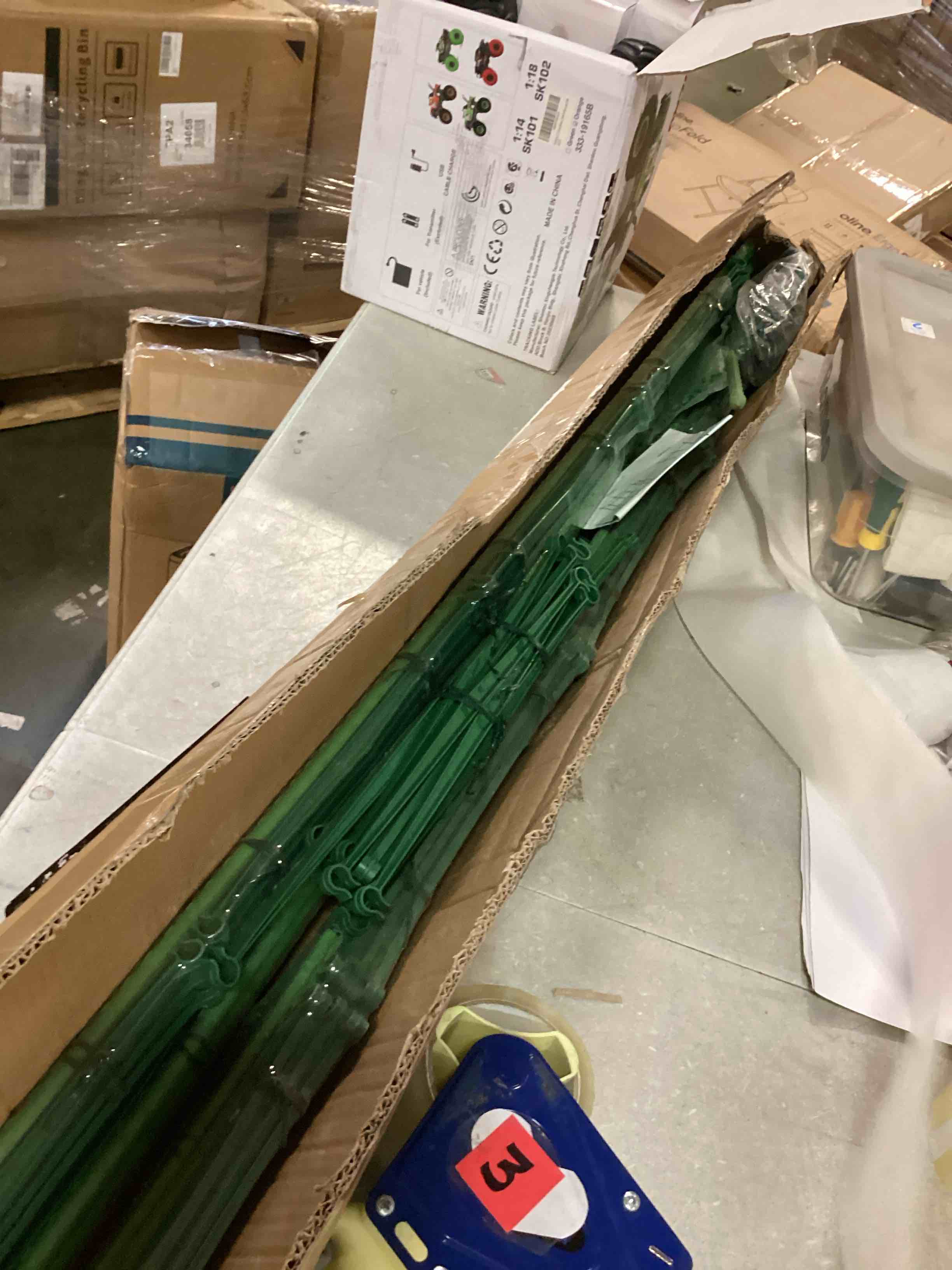 https://s3.amazonaws.com/lotting-images-prod/bidfta/GRN6755142_1722036879025.jpeg