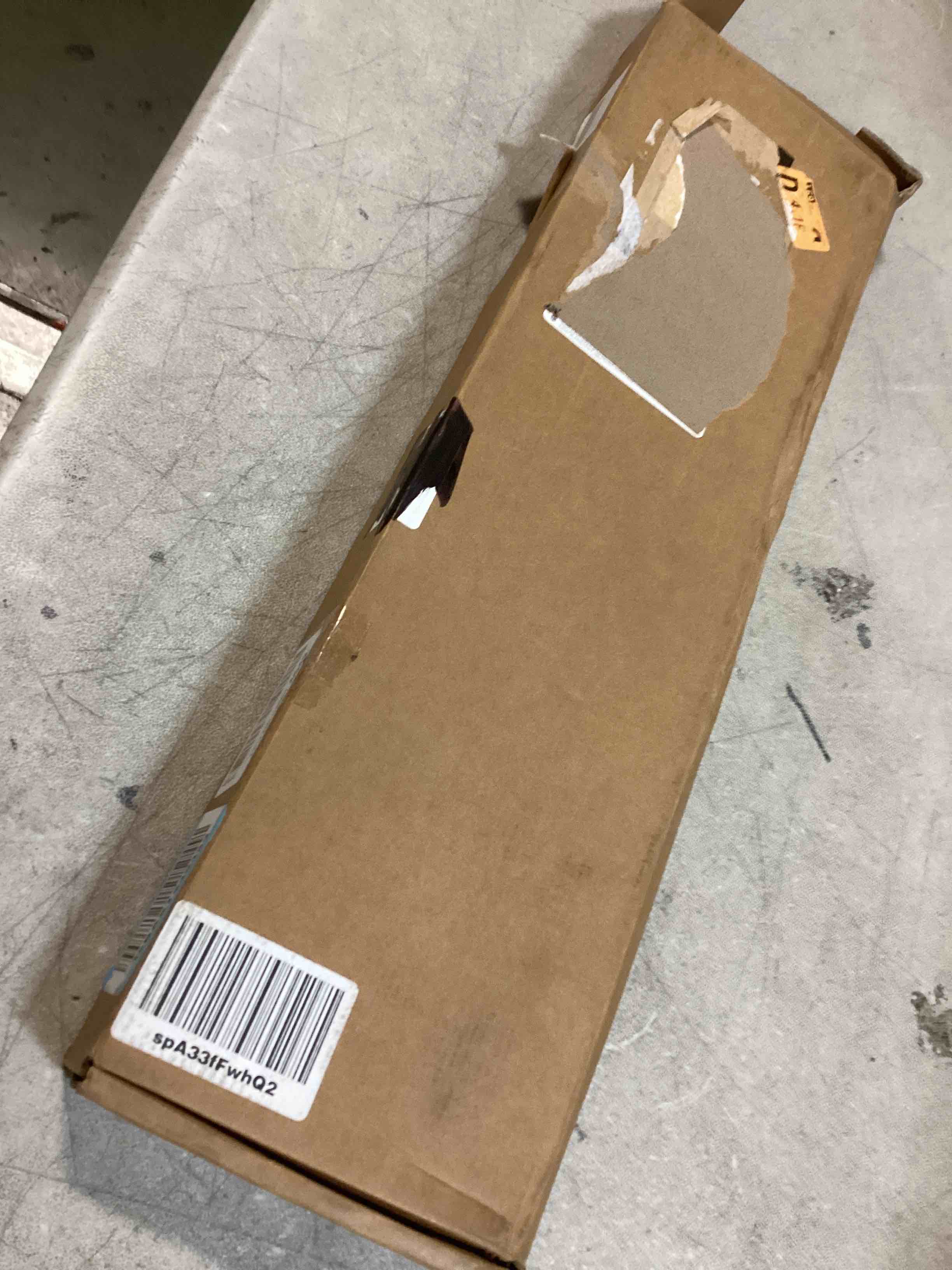 https://s3.amazonaws.com/lotting-images-prod/bidfta/GRN6755440_1722254996908.jpeg