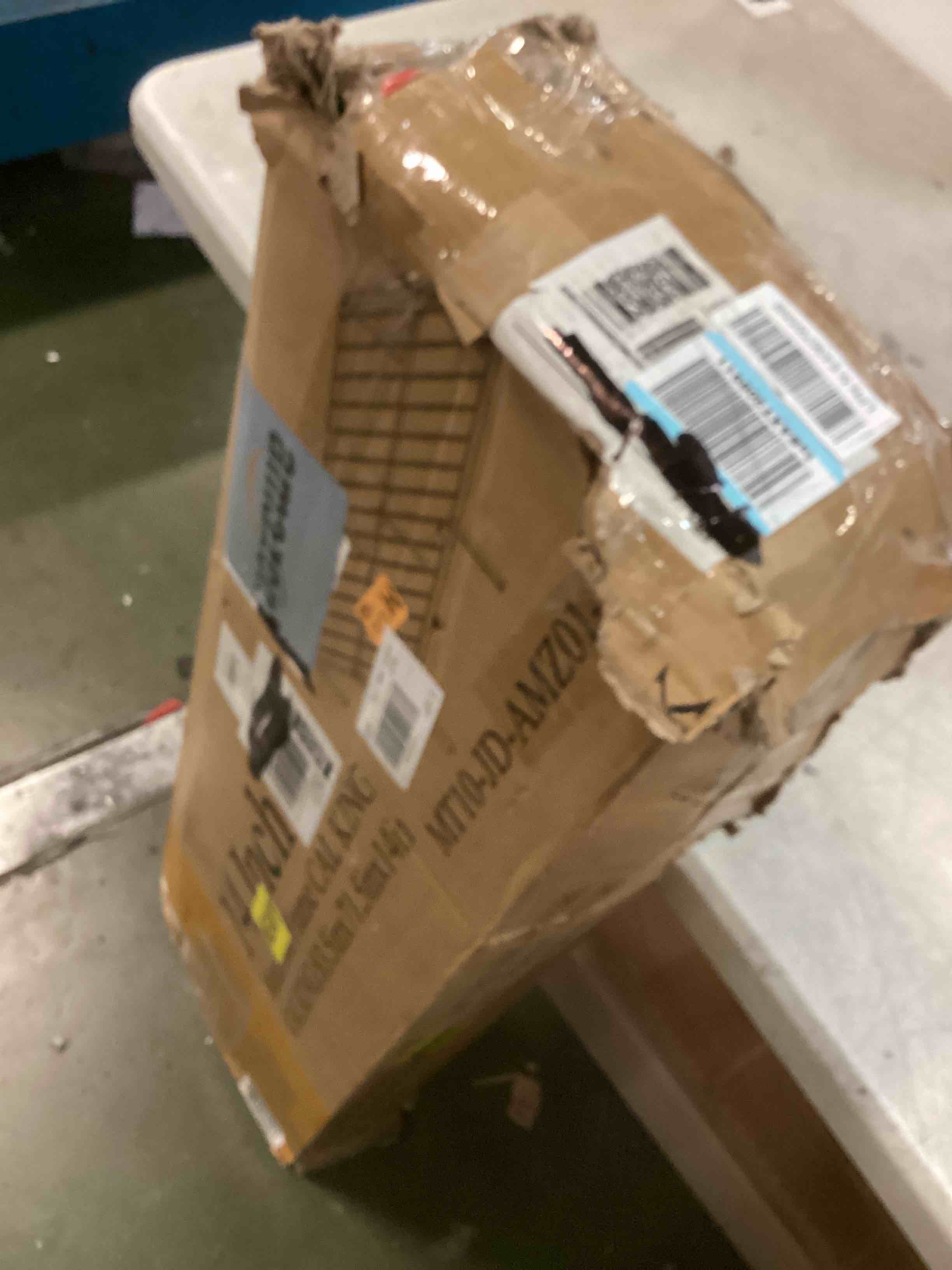 https://s3.amazonaws.com/lotting-images-prod/bidfta/GRN6755608_1722276534822.jpeg