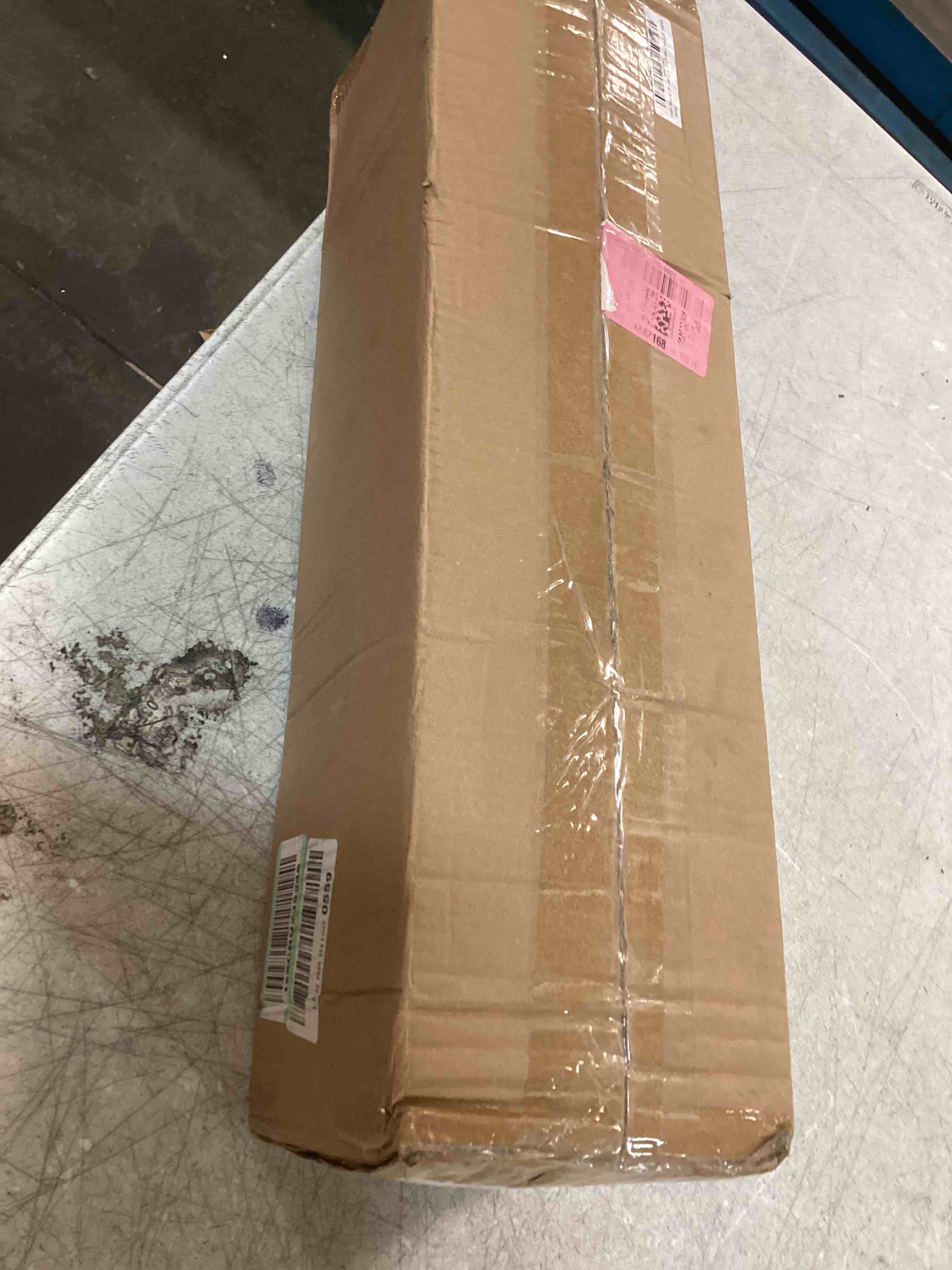 https://s3.amazonaws.com/lotting-images-prod/bidfta/GRN6755996_1722430124468.jpeg