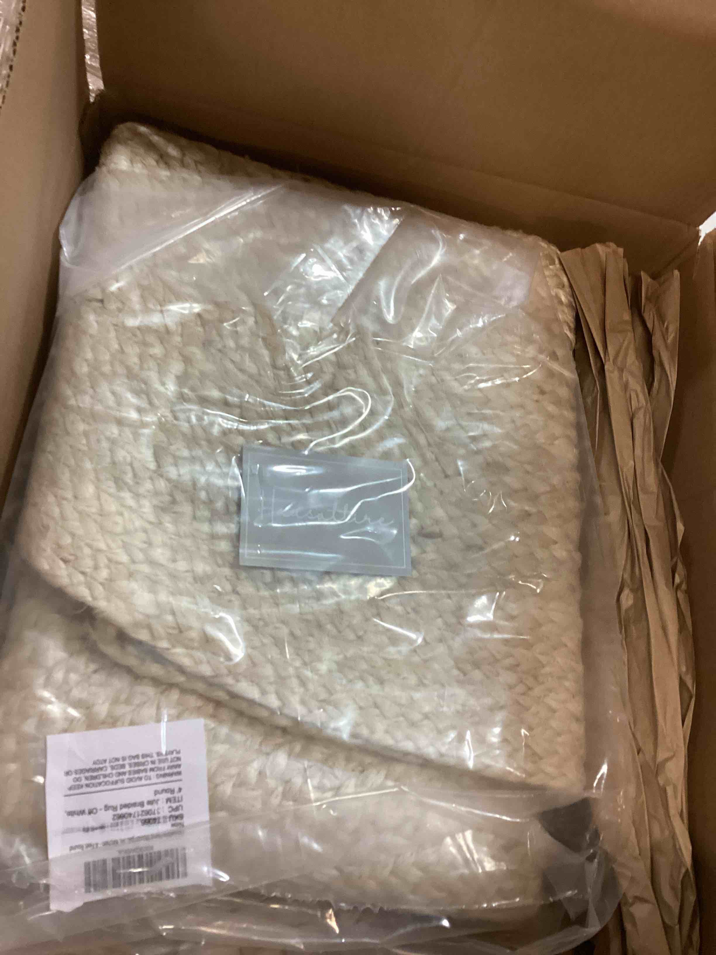 https://s3.amazonaws.com/lotting-images-prod/bidfta/GRN6756430_1722536189620.jpeg