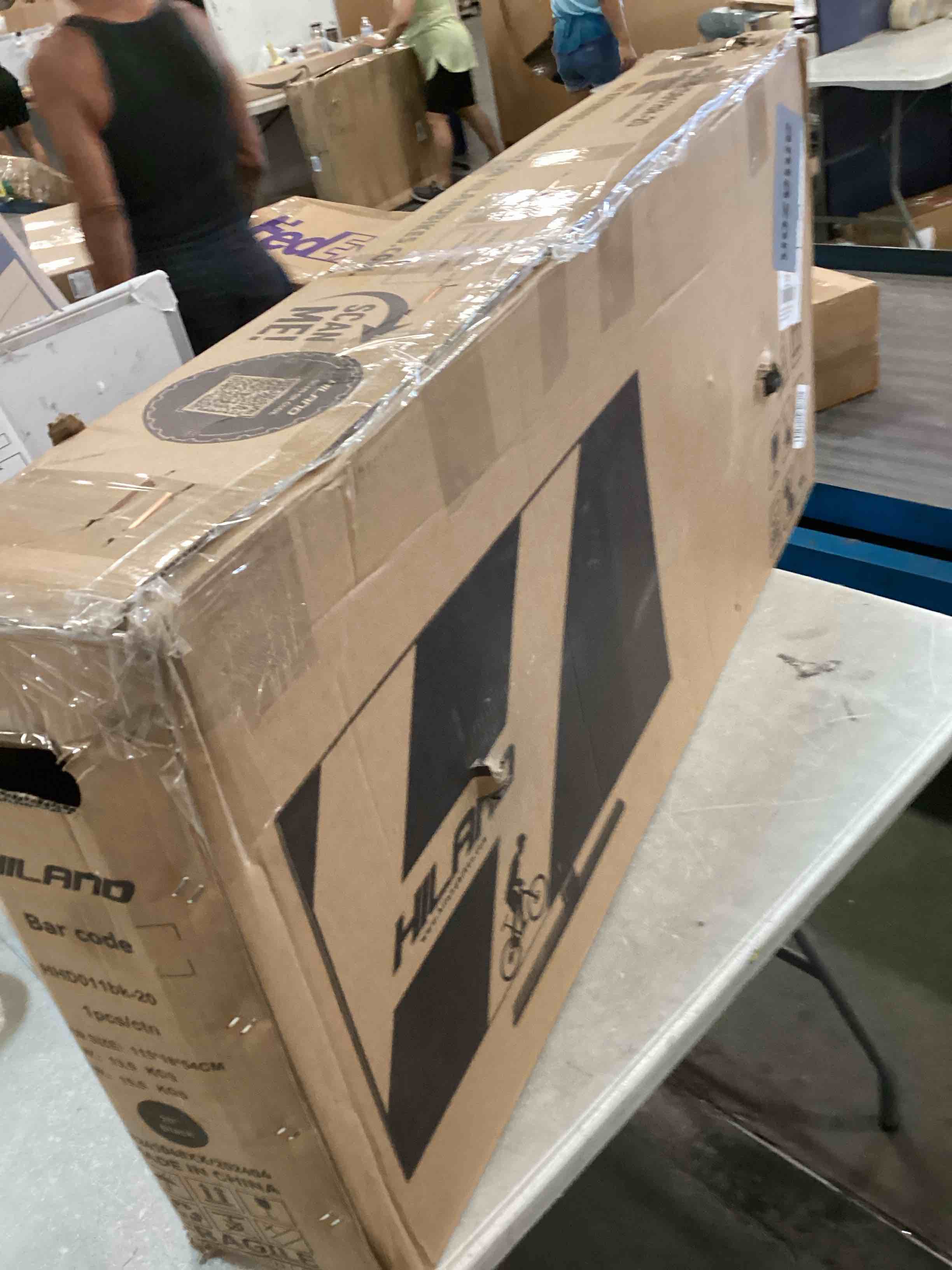 https://s3.amazonaws.com/lotting-images-prod/bidfta/GRN6756552_1721997843683.jpeg