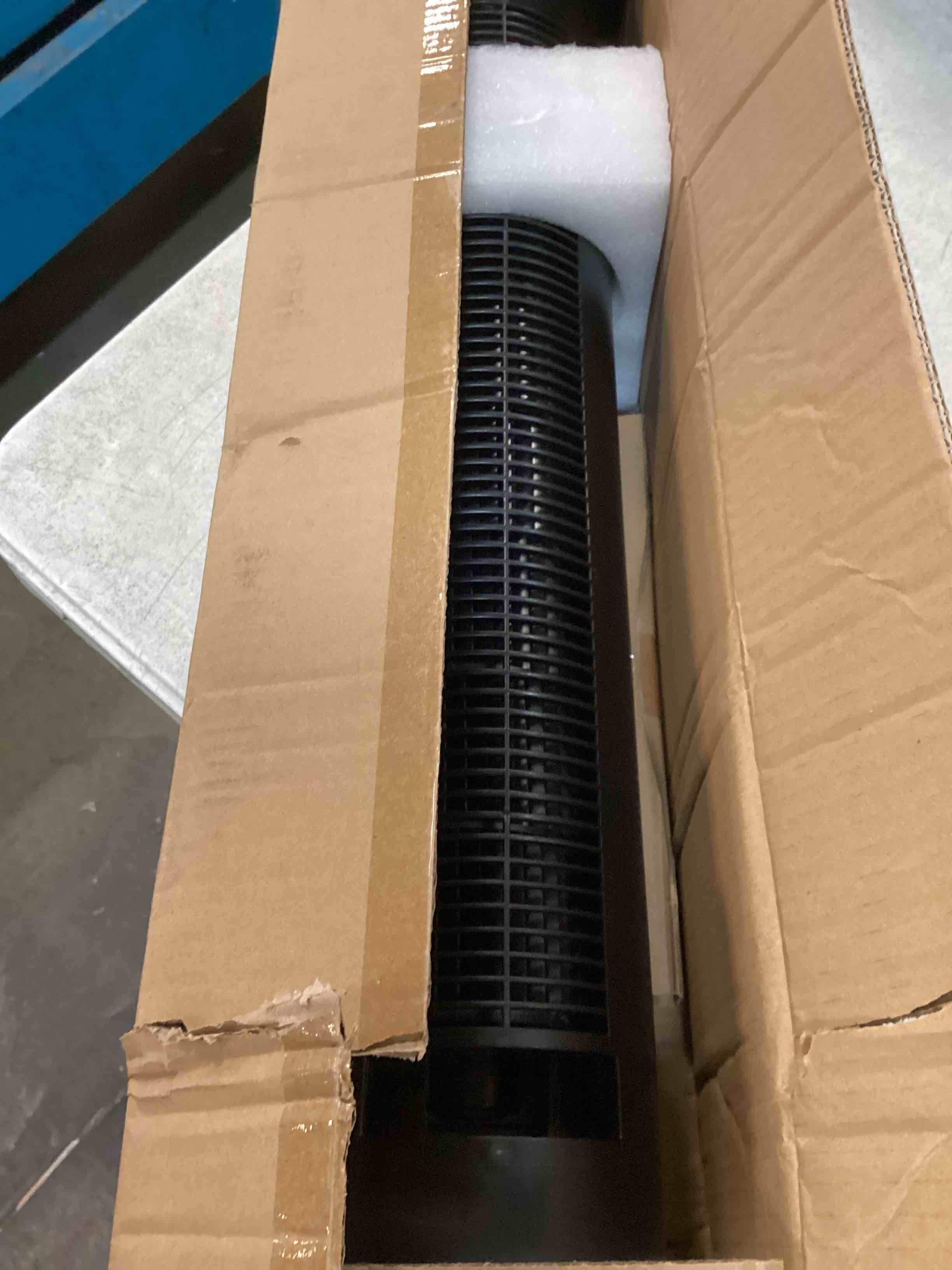 https://s3.amazonaws.com/lotting-images-prod/bidfta/GRN6757084_1722082115065.jpeg