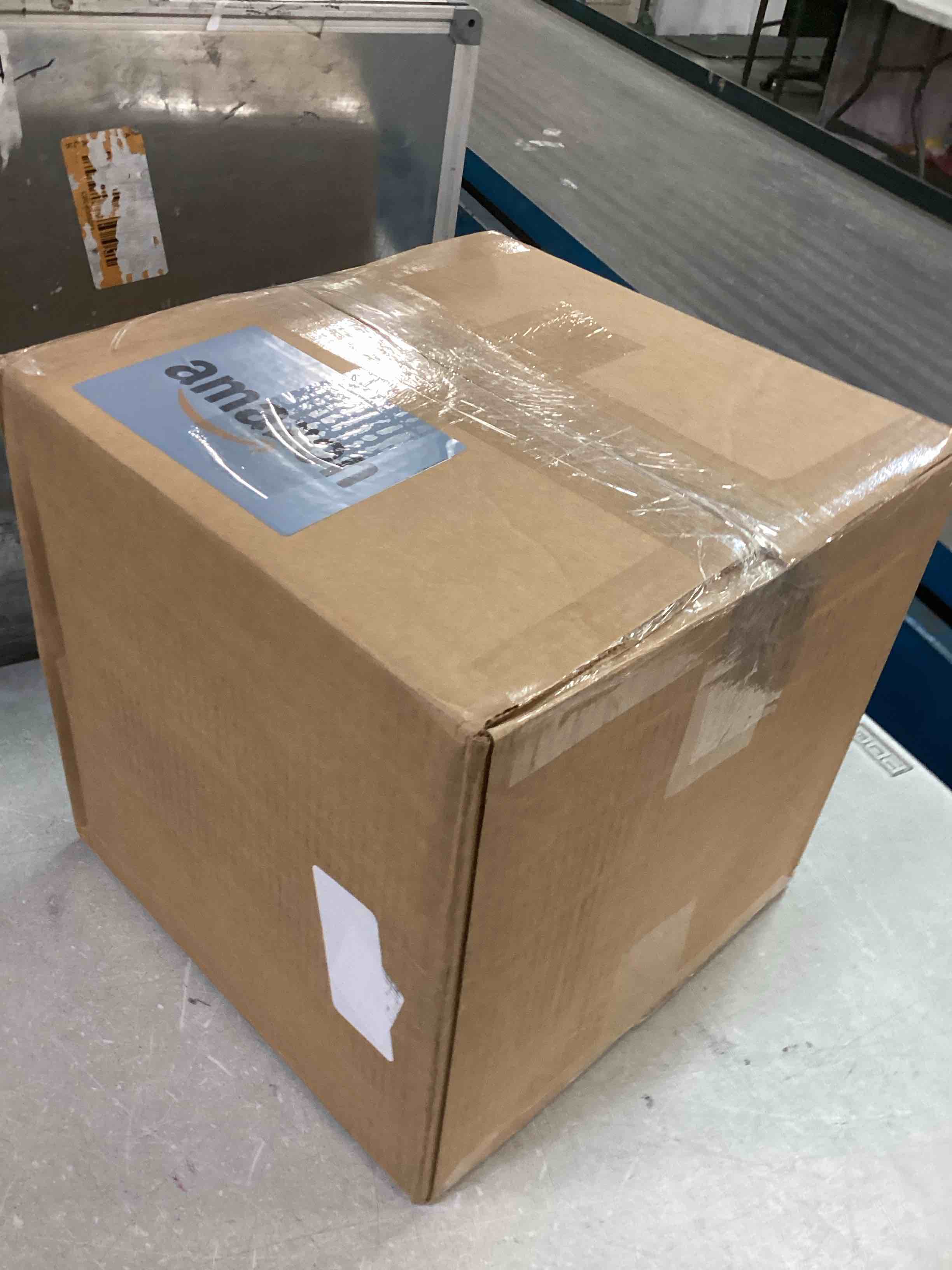 https://s3.amazonaws.com/lotting-images-prod/bidfta/GRN6757246_1722257910633.jpeg