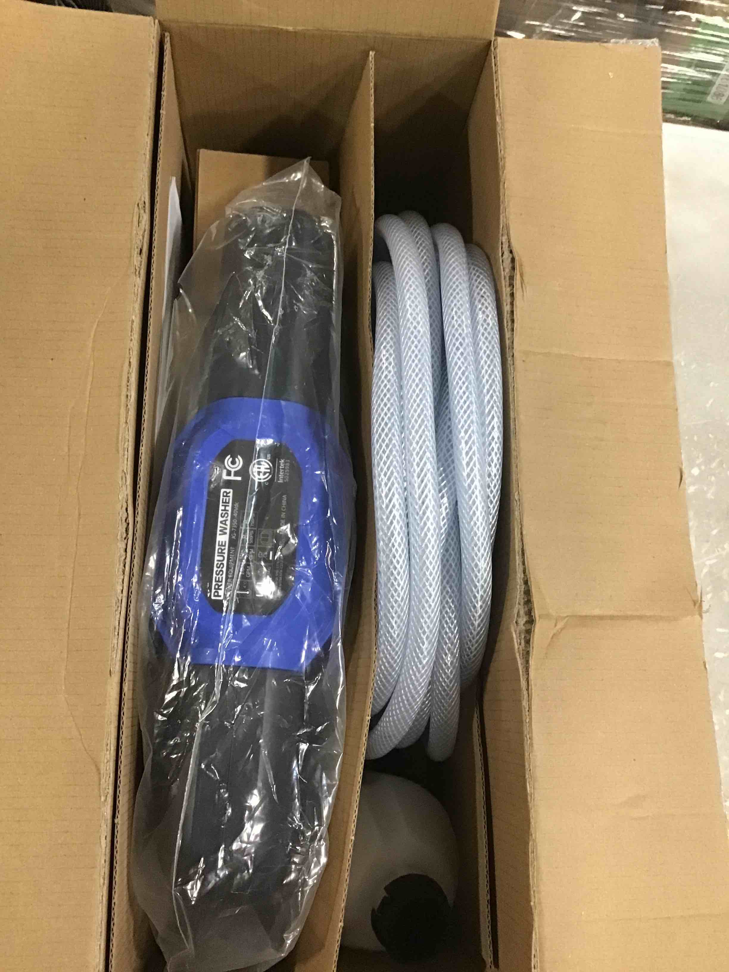 https://s3.amazonaws.com/lotting-images-prod/bidfta/GRN6761128_1722266403934.jpeg