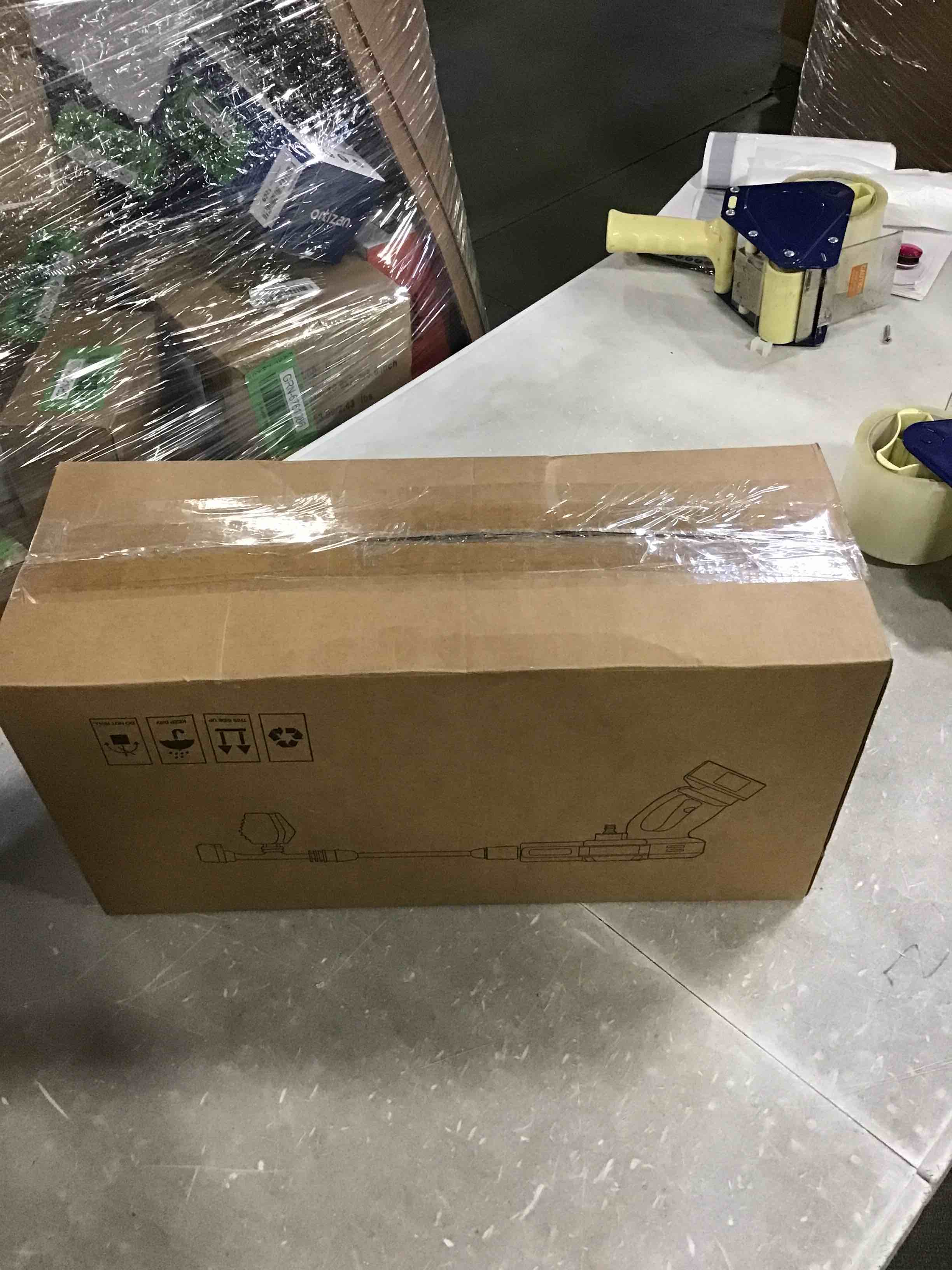 https://s3.amazonaws.com/lotting-images-prod/bidfta/GRN6761128_1722266415581.jpeg