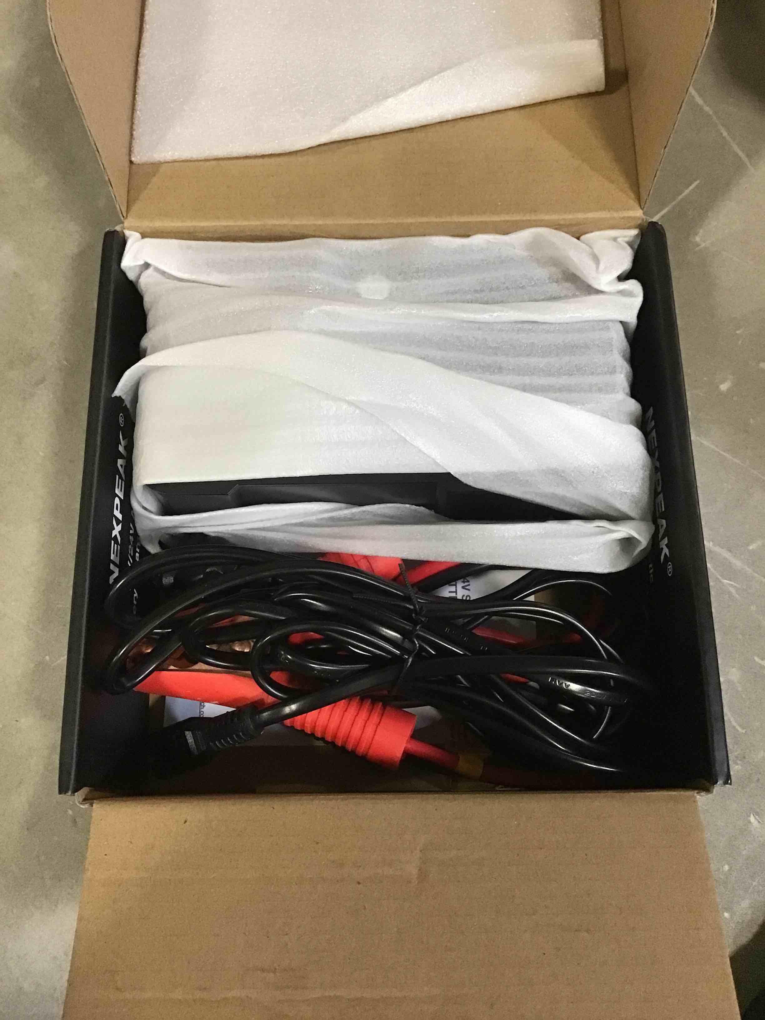 https://s3.amazonaws.com/lotting-images-prod/bidfta/GRN6762001_1722534973607.jpeg