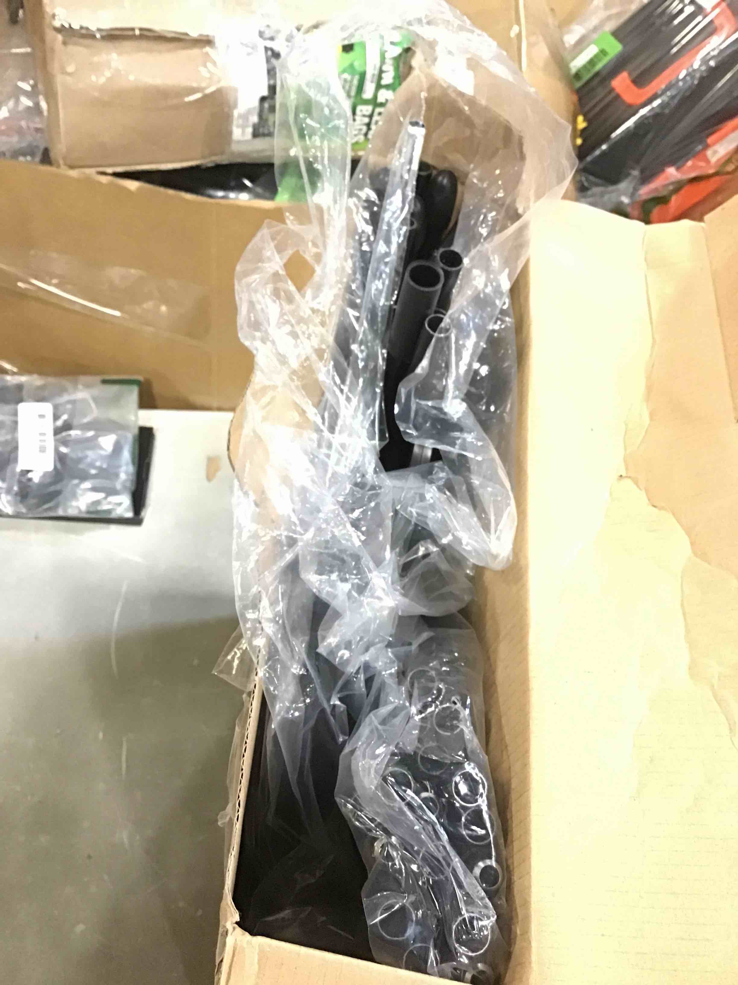 https://s3.amazonaws.com/lotting-images-prod/bidfta/GRN6762258_1722618134258.jpeg