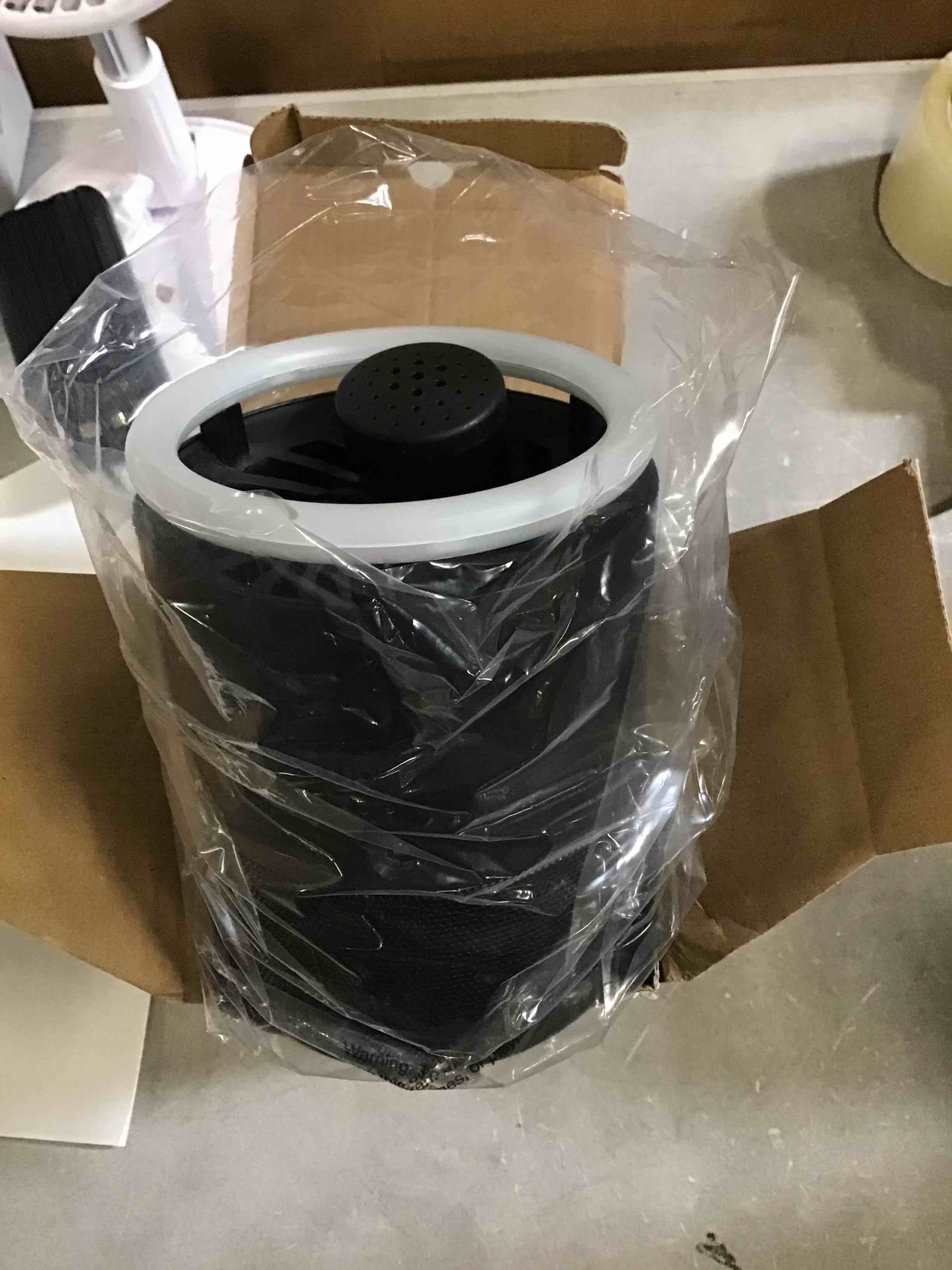 https://s3.amazonaws.com/lotting-images-prod/bidfta/GRN6762307_1722623946317.jpeg
