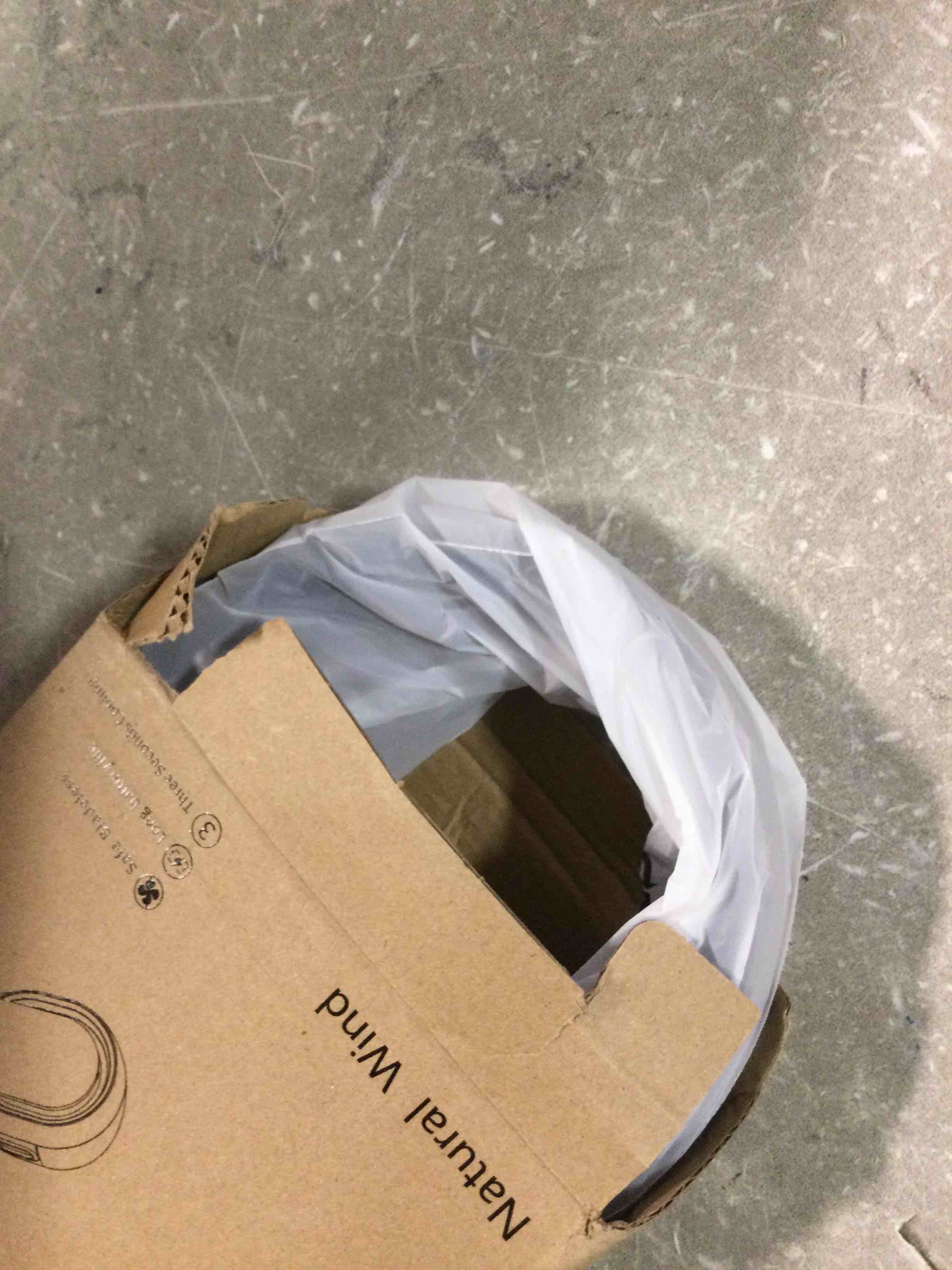 https://s3.amazonaws.com/lotting-images-prod/bidfta/GRN6762687_1722004801300.jpeg