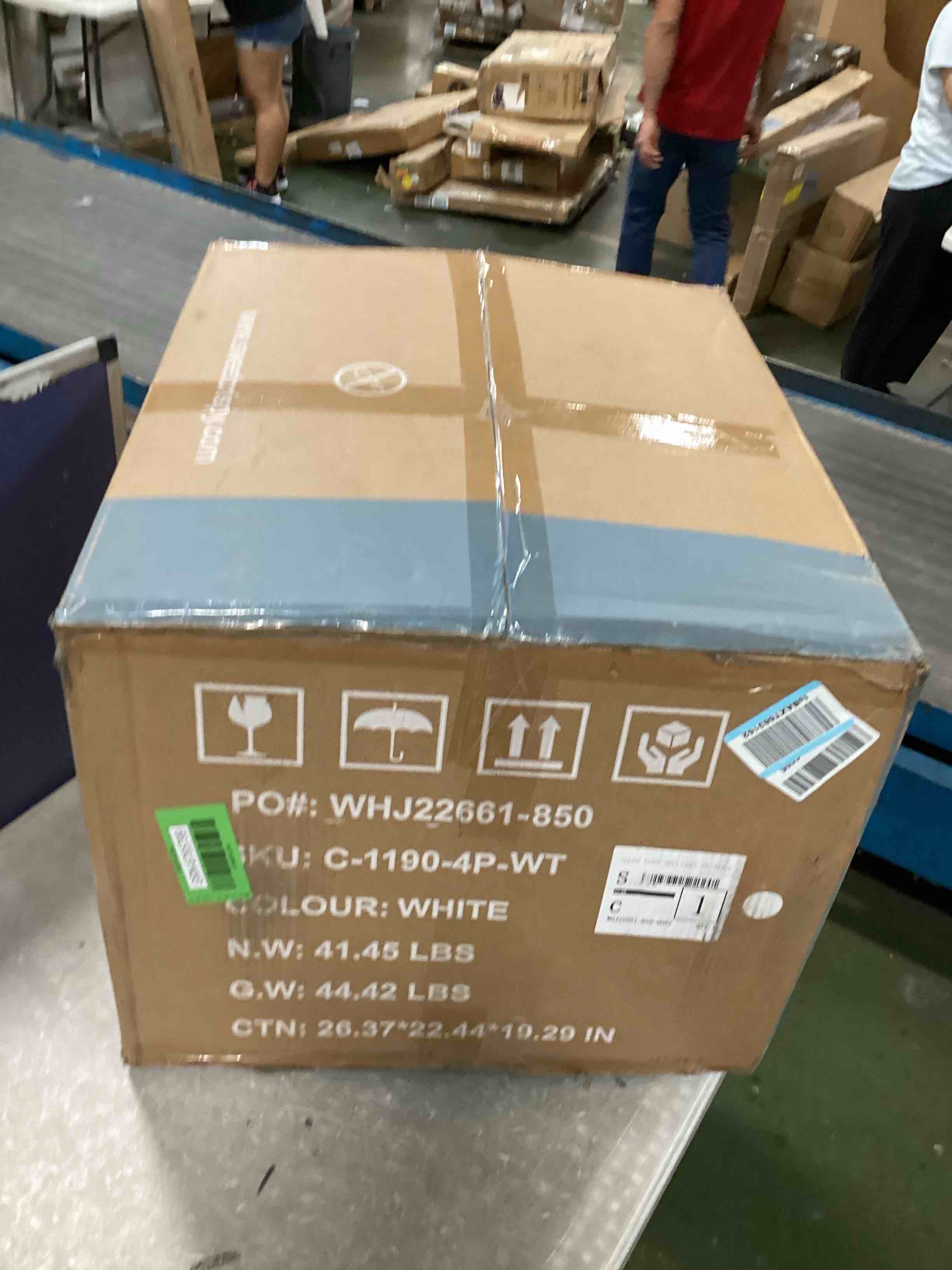 https://s3.amazonaws.com/lotting-images-prod/bidfta/GRN6765799_1722303598912.jpeg