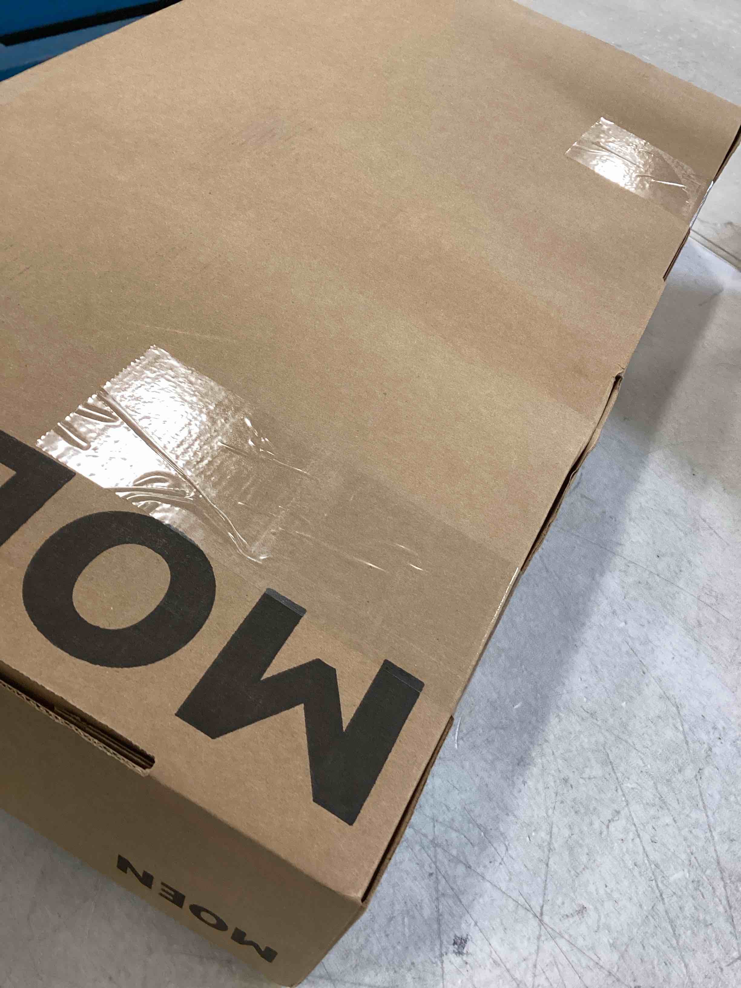 https://s3.amazonaws.com/lotting-images-prod/bidfta/GRN6767891_1721417492754.jpeg