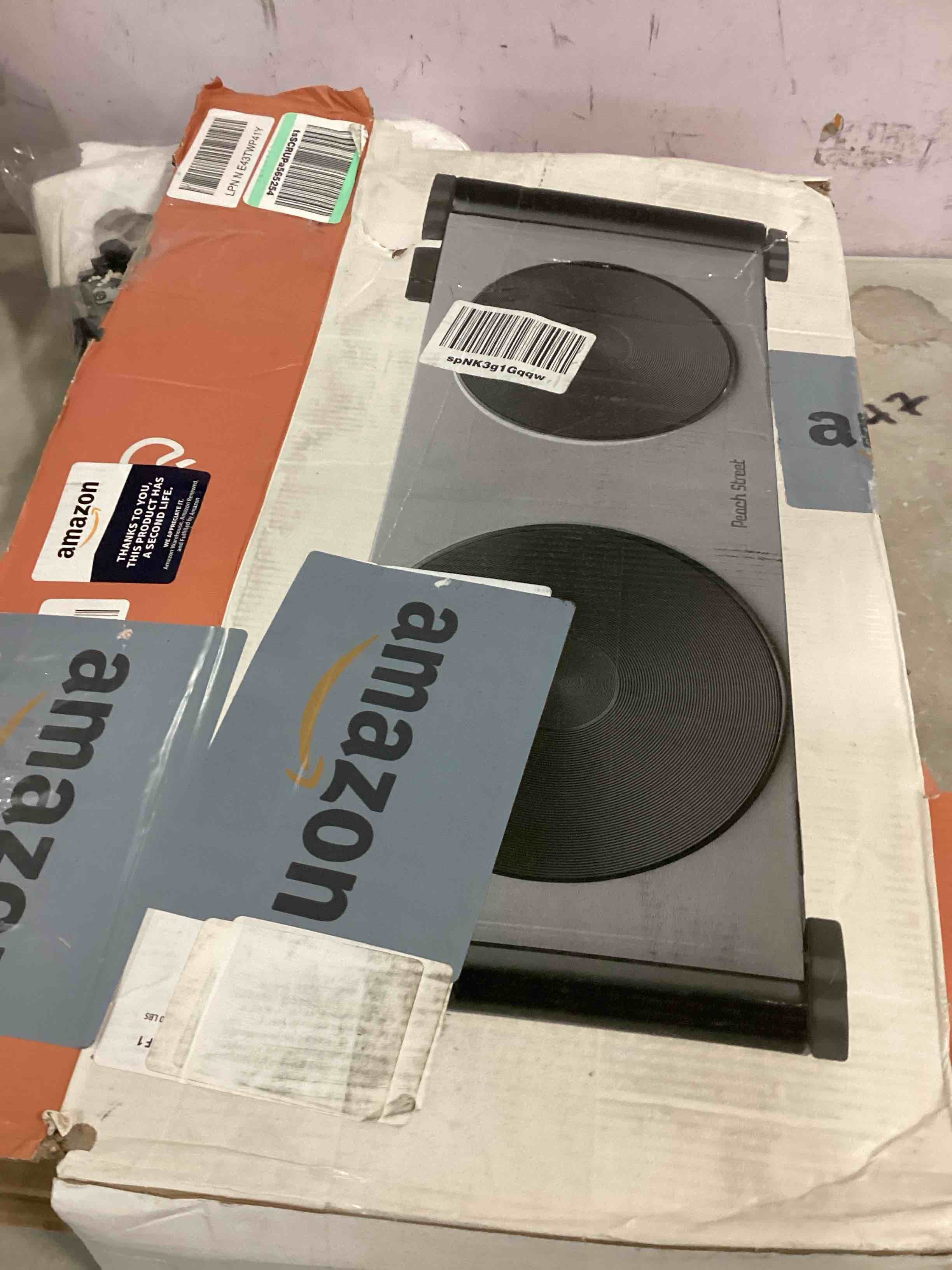 https://s3.amazonaws.com/lotting-images-prod/bidfta/GRN6767948_1721655000032.jpeg