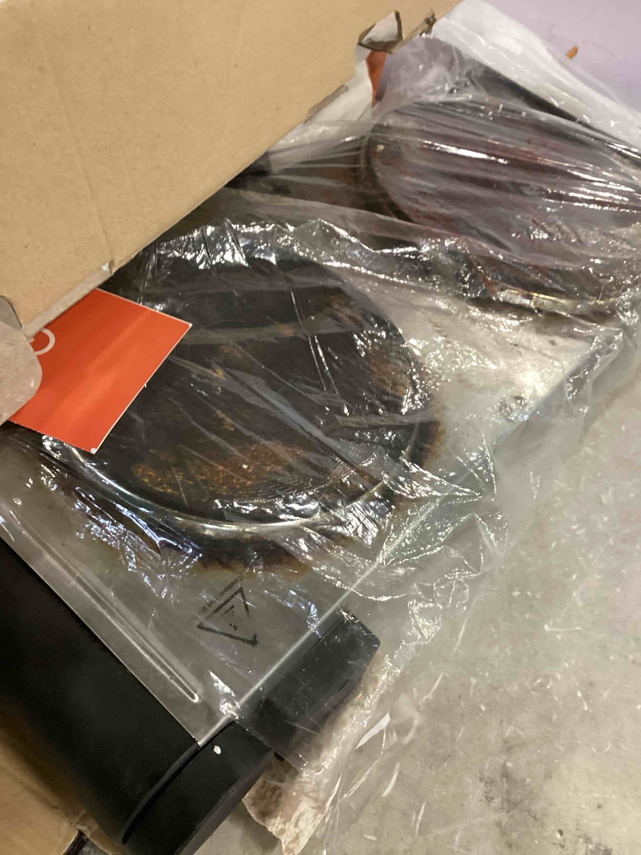https://s3.amazonaws.com/lotting-images-prod/bidfta/GRN6767948_1721655016060.jpeg