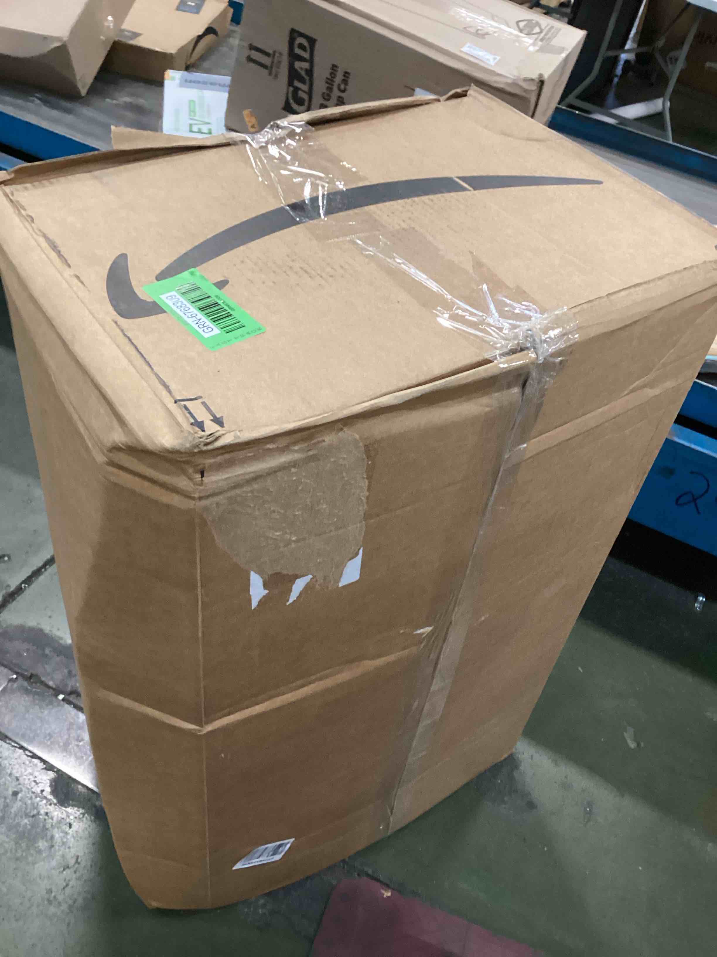 https://s3.amazonaws.com/lotting-images-prod/bidfta/GRN6768309_1722694437305.jpeg