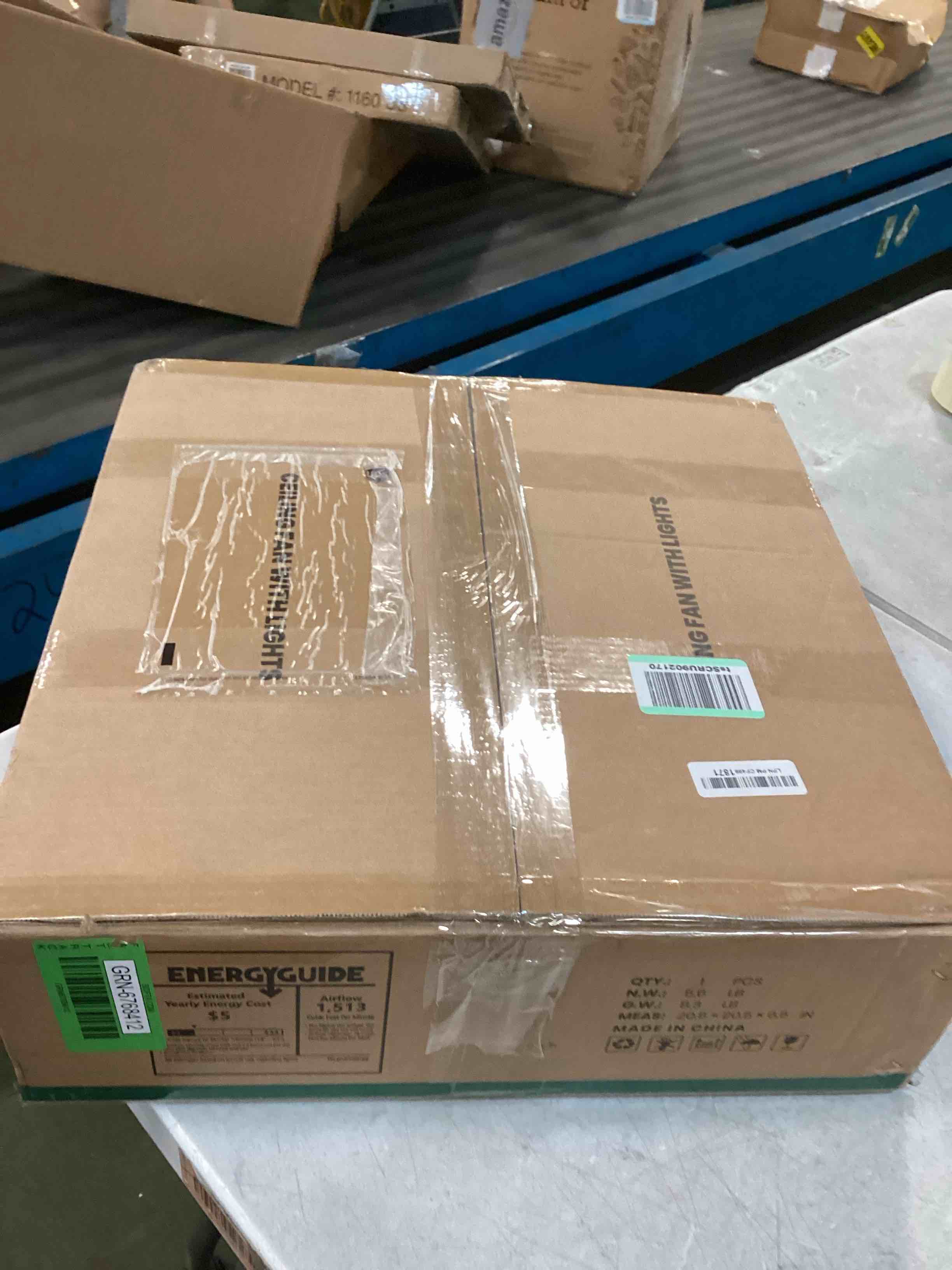 https://s3.amazonaws.com/lotting-images-prod/bidfta/GRN6768412_1722861992263.jpeg