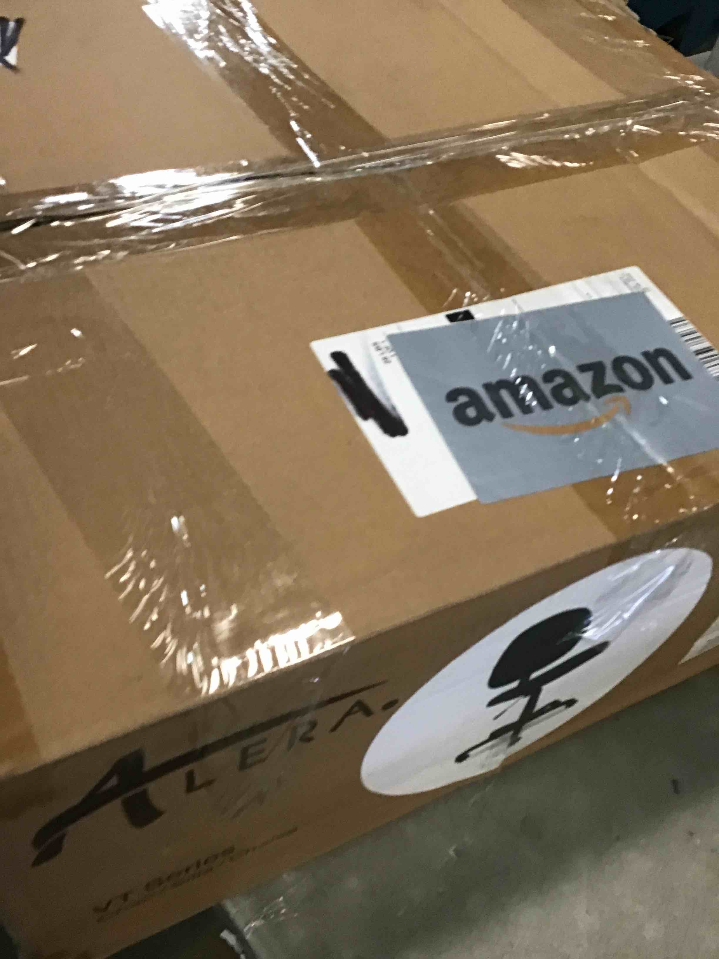 https://s3.amazonaws.com/lotting-images-prod/bidfta/GRN6768902_1721491372655.jpeg
