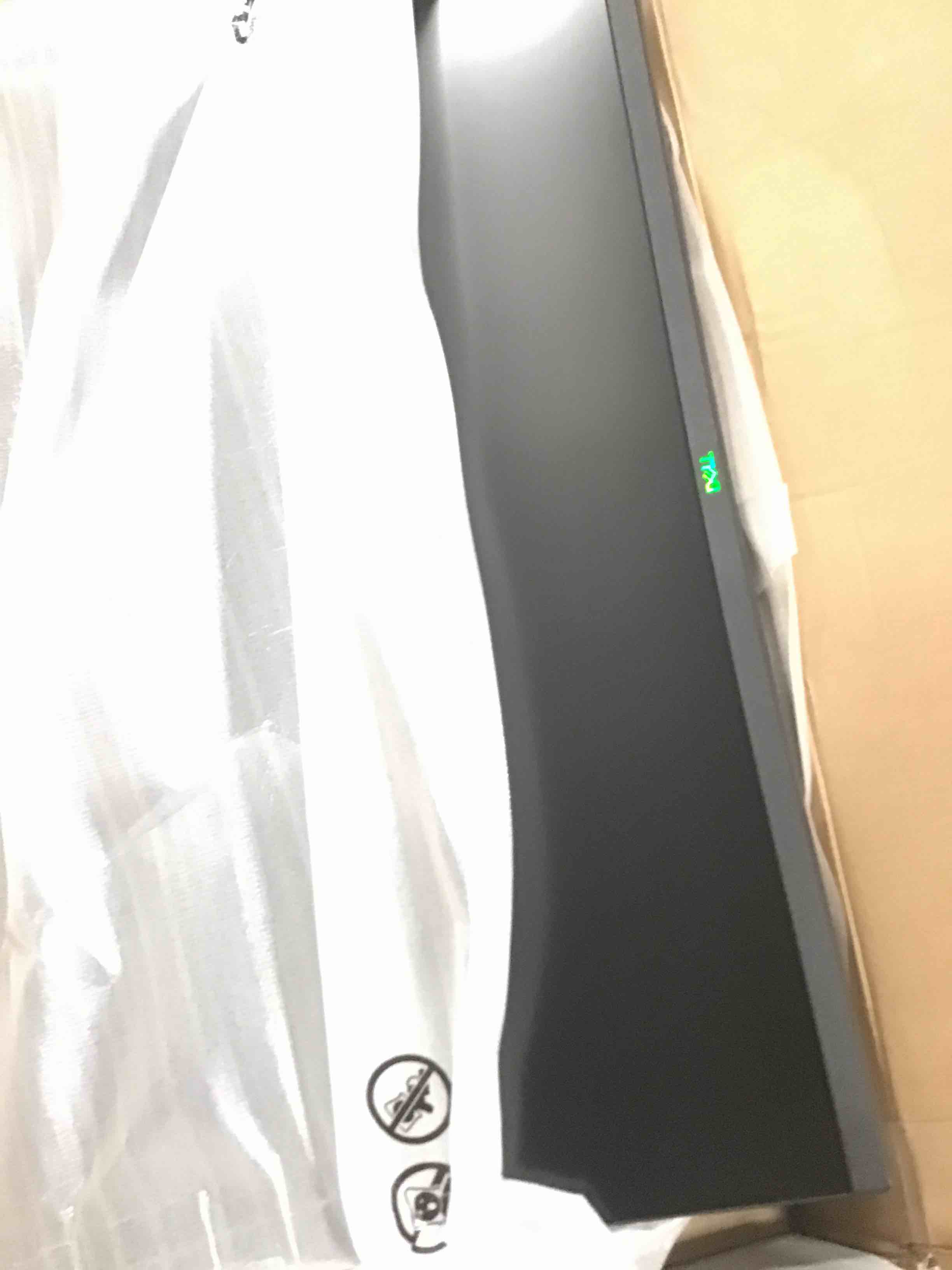 Condition photo showing Good Condition for dell s3222hg curved gaming monitor - 32-inch 165hz full hd (1920 x 1080) display, 1800r curvature, amd freesync, 4ms grey-to-grey response time, 16.7 million colors - black