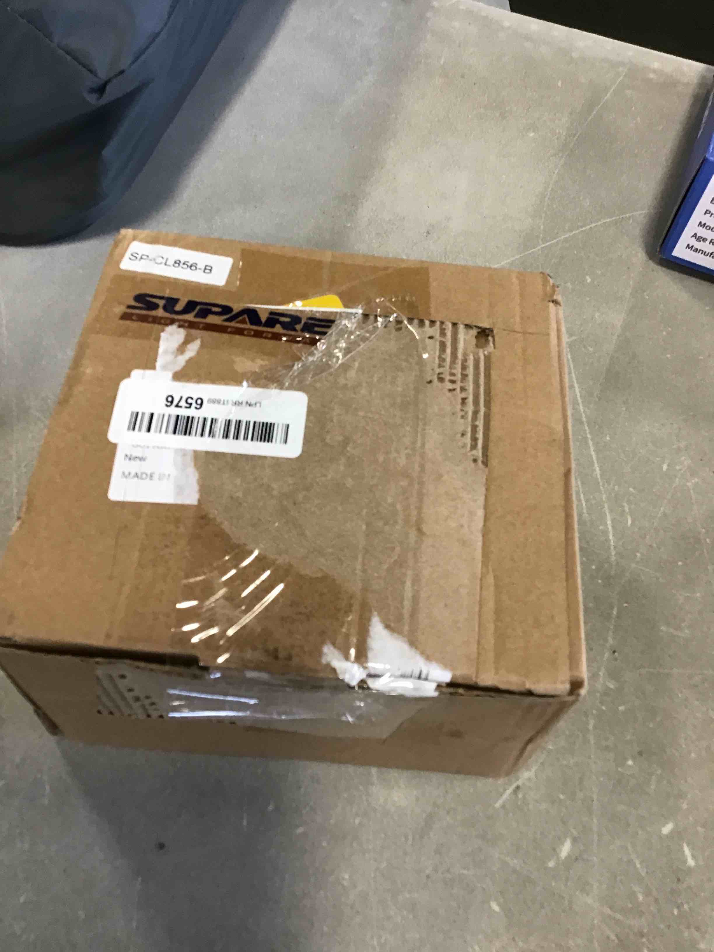 https://s3.amazonaws.com/lotting-images-prod/bidfta/GRN6770488_1721327825114.jpeg