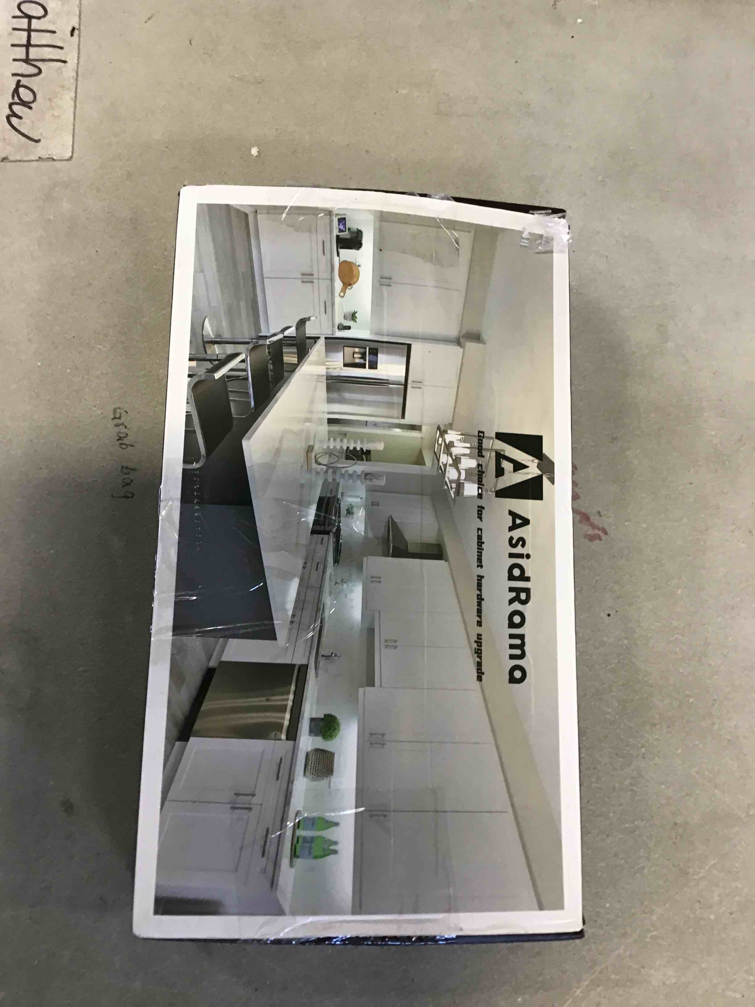 https://s3.amazonaws.com/lotting-images-prod/bidfta/GRN6770687_1721402682894.jpeg