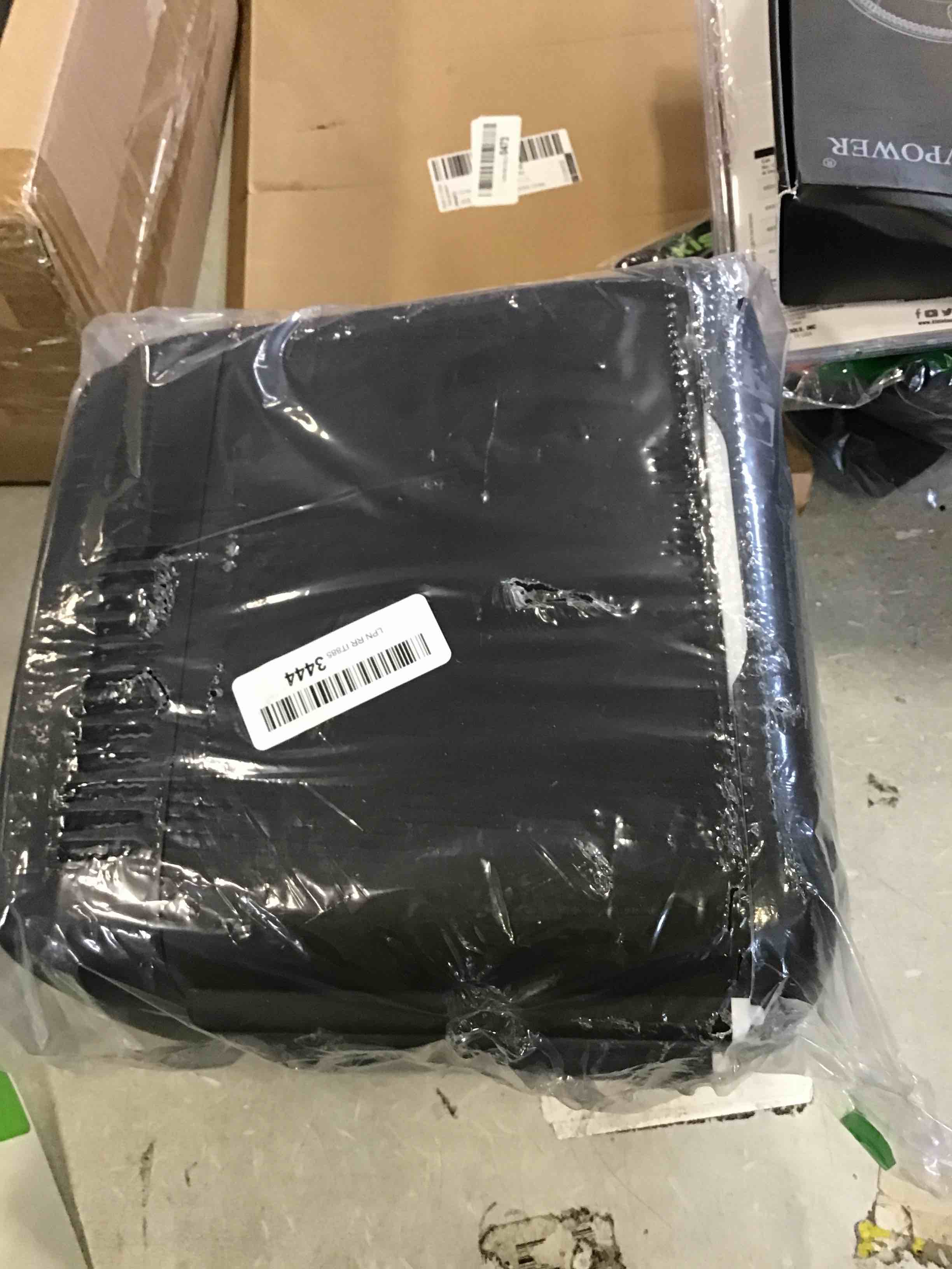 https://s3.amazonaws.com/lotting-images-prod/bidfta/GRN6771771_1721330560504.jpeg