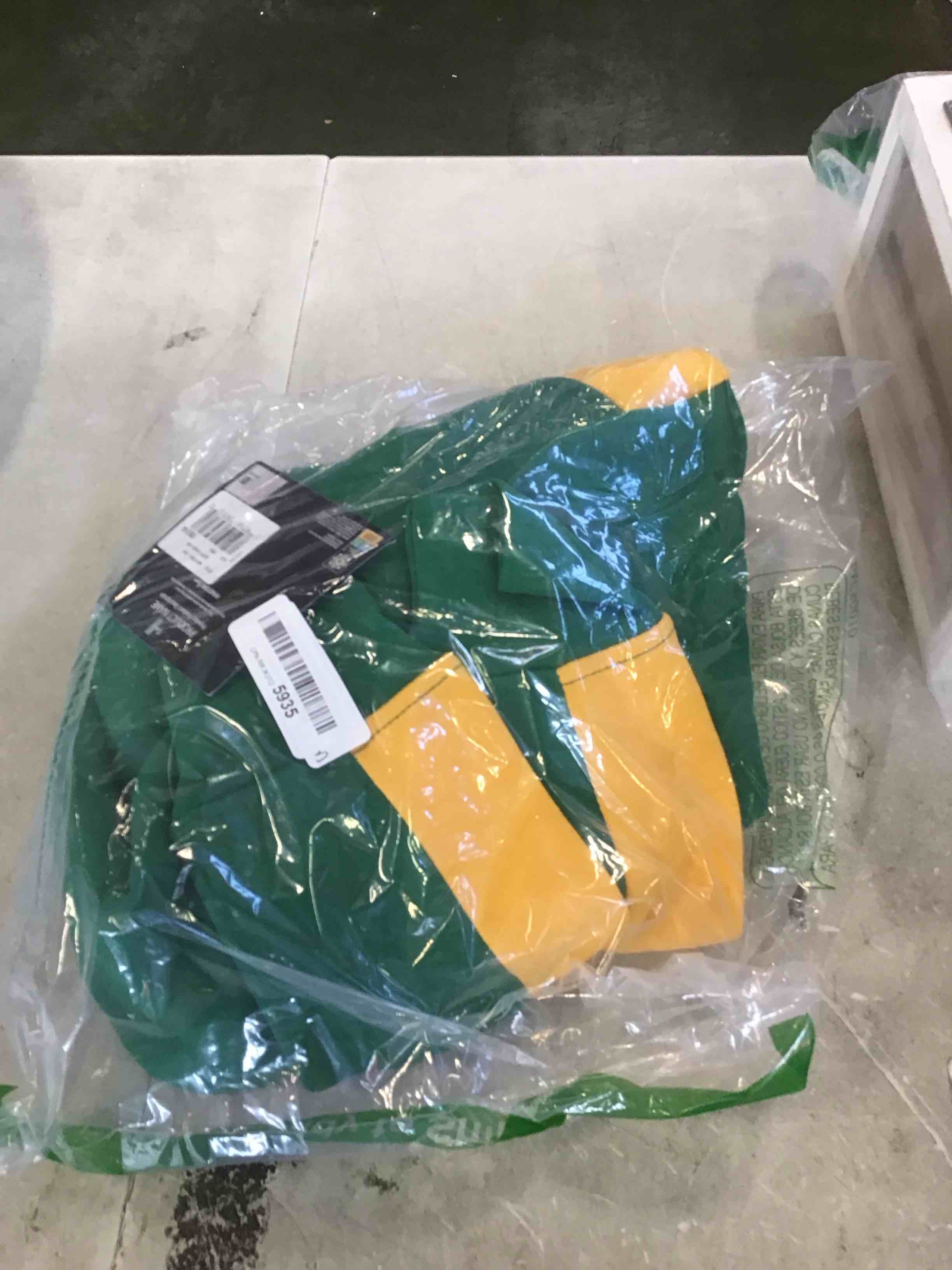 https://s3.amazonaws.com/lotting-images-prod/bidfta/GRN6771884_1721395240316.jpeg