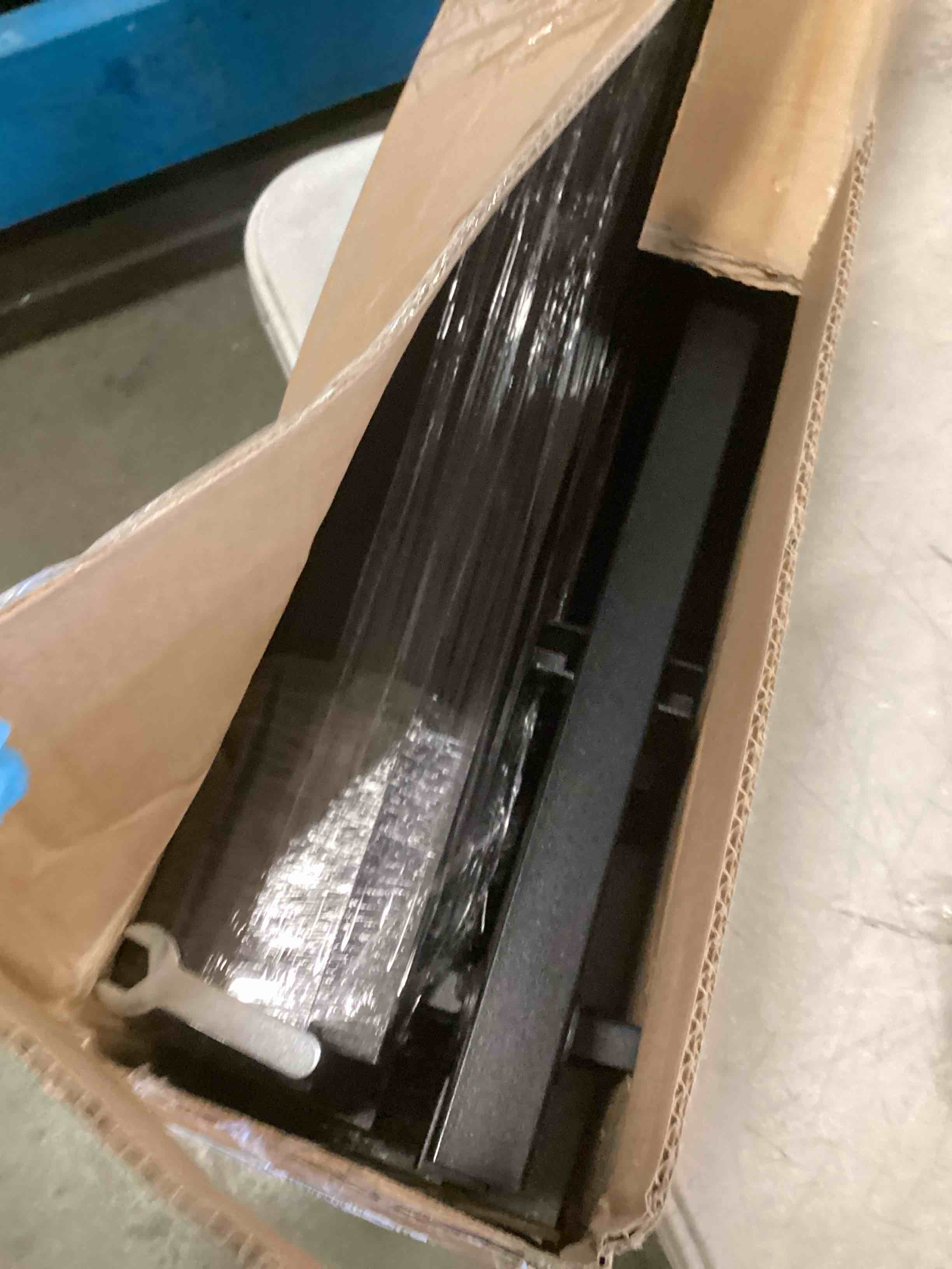 https://s3.amazonaws.com/lotting-images-prod/bidfta/GRN6773122_1721411348419.jpeg
