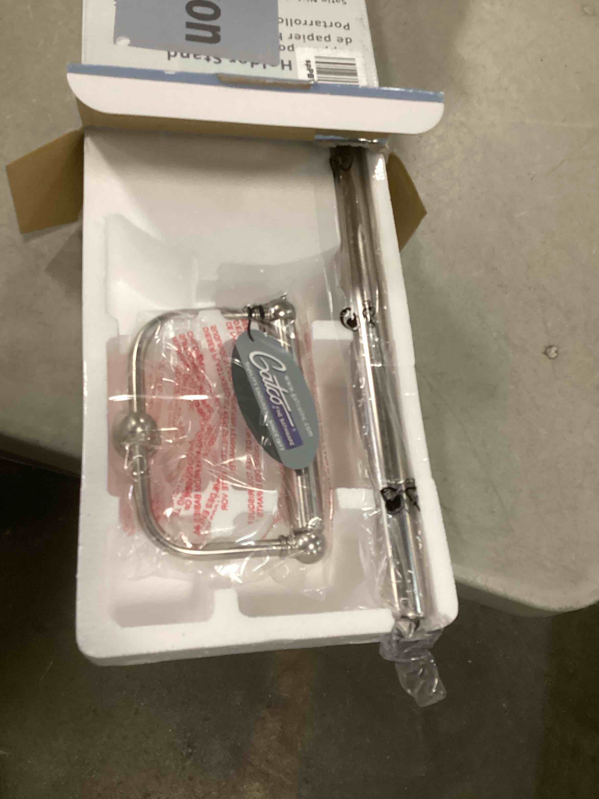 https://s3.amazonaws.com/lotting-images-prod/bidfta/GRN6773301_1721660799608.jpeg
